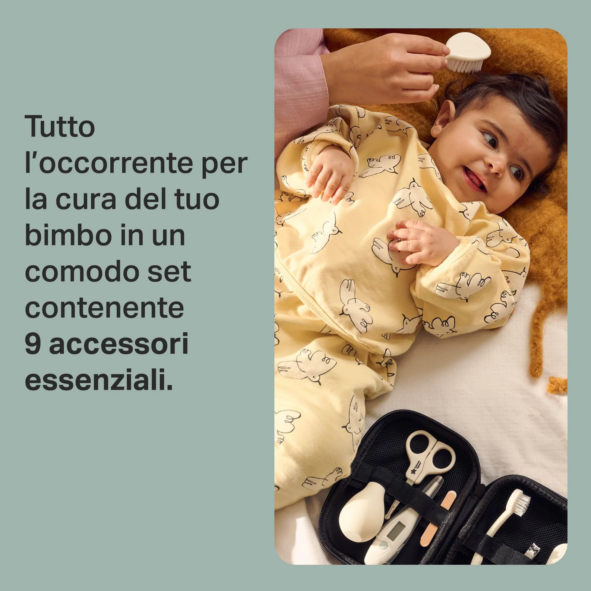 Tommee Tippee kit per la cura e l'igiene dei bambini, 9 articoli essenziali a casa e in viaggio in custodia impermeabile e lavabile (la fantasia potrebbe cambiare)