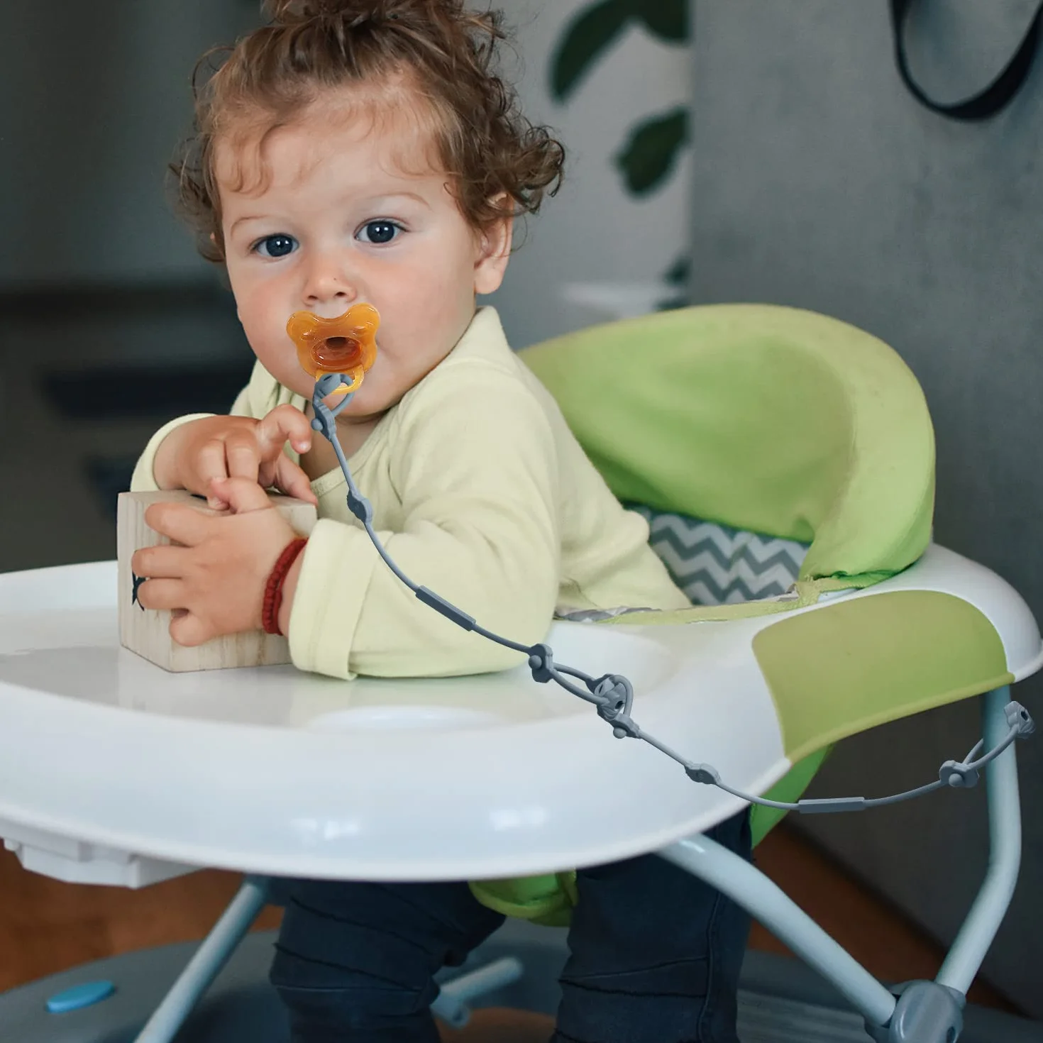 Set di 4 cinture di sicurezza per giocattoli, in silicone Pacifier, per snack, con cinghie, per passeggino, seggiolone, culla, ragazzi e ragazze di 3 mesi