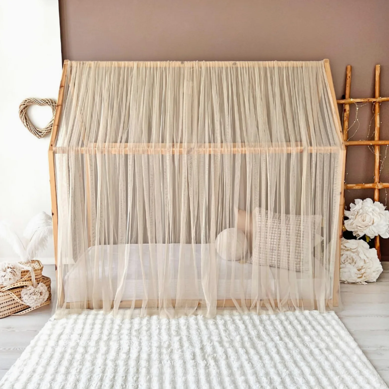 Tenda a baldacchino per letto della cameretta dei bambini, decorazione per letto montessori, tenda da gioco in morbido tulle per bambini (beige, 300 cm, senza accessori)
