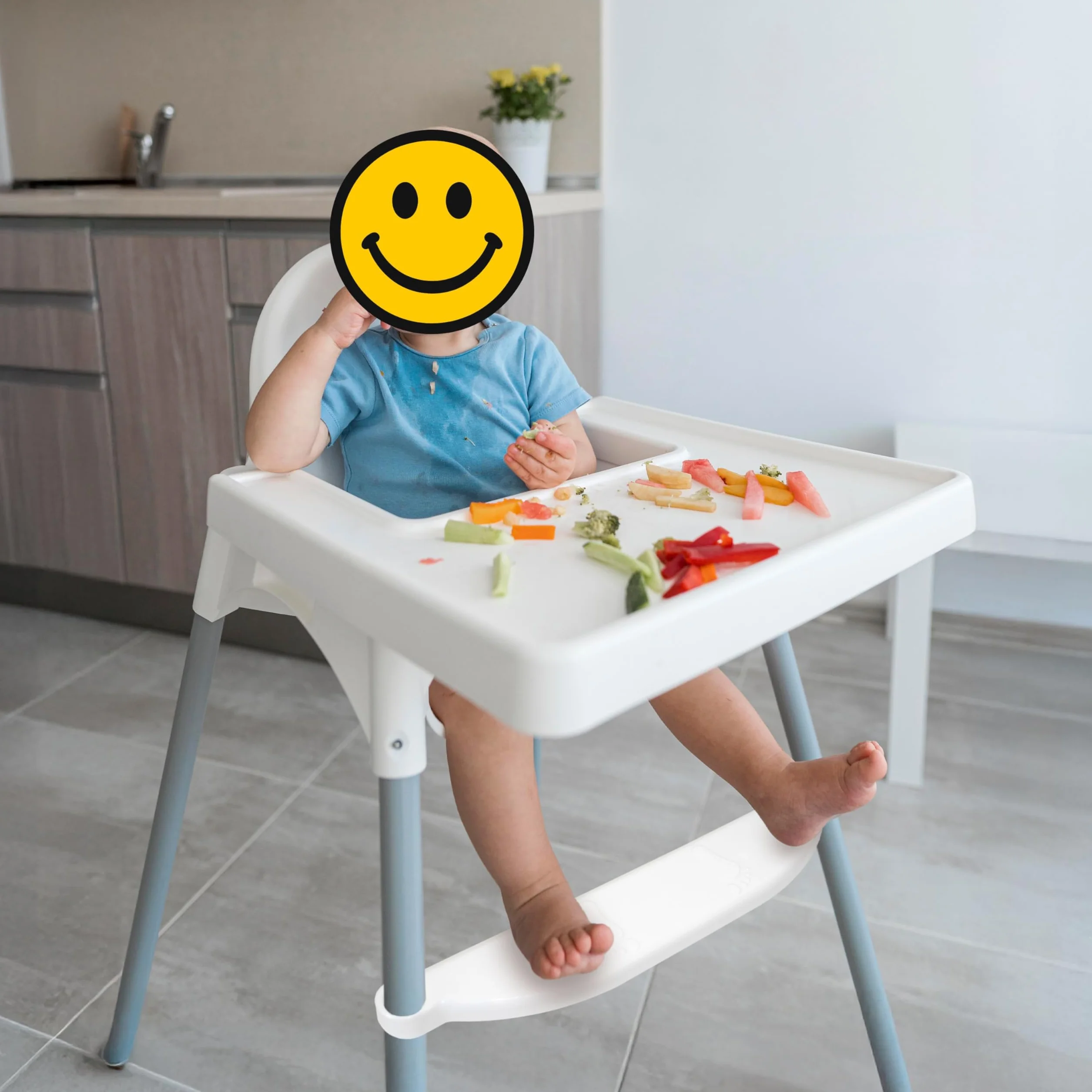 Poggiapiedi per seggiolone, 1 set, in bianco, compatibile con IKEA Antilop, regolabile in altezza con morsetti per il fissaggio alla gamba della sedia, poggiapiedi per seggiolone