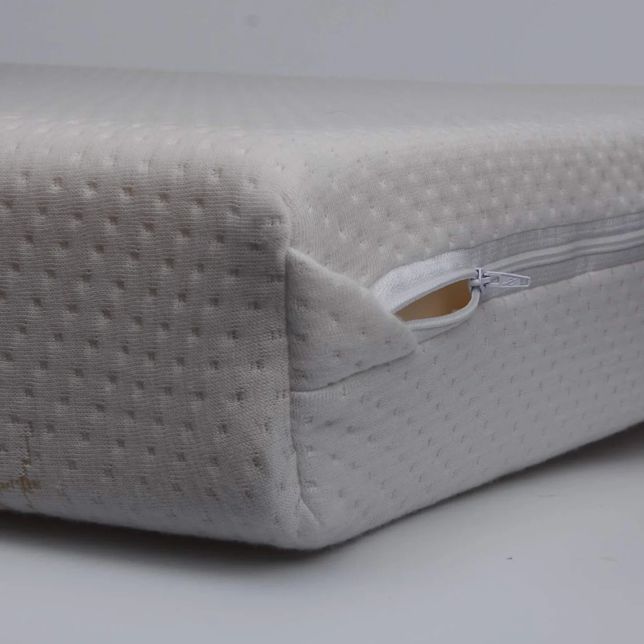 PEKITAS - Materasso Miniculla 50x75x10 cm Custodia Tessuto AloeVera Erogonómico Traspirante Antisoffocamento Con Cerniera Lavabile, Interno Schiuma bianca, Fabbricato In Spagna