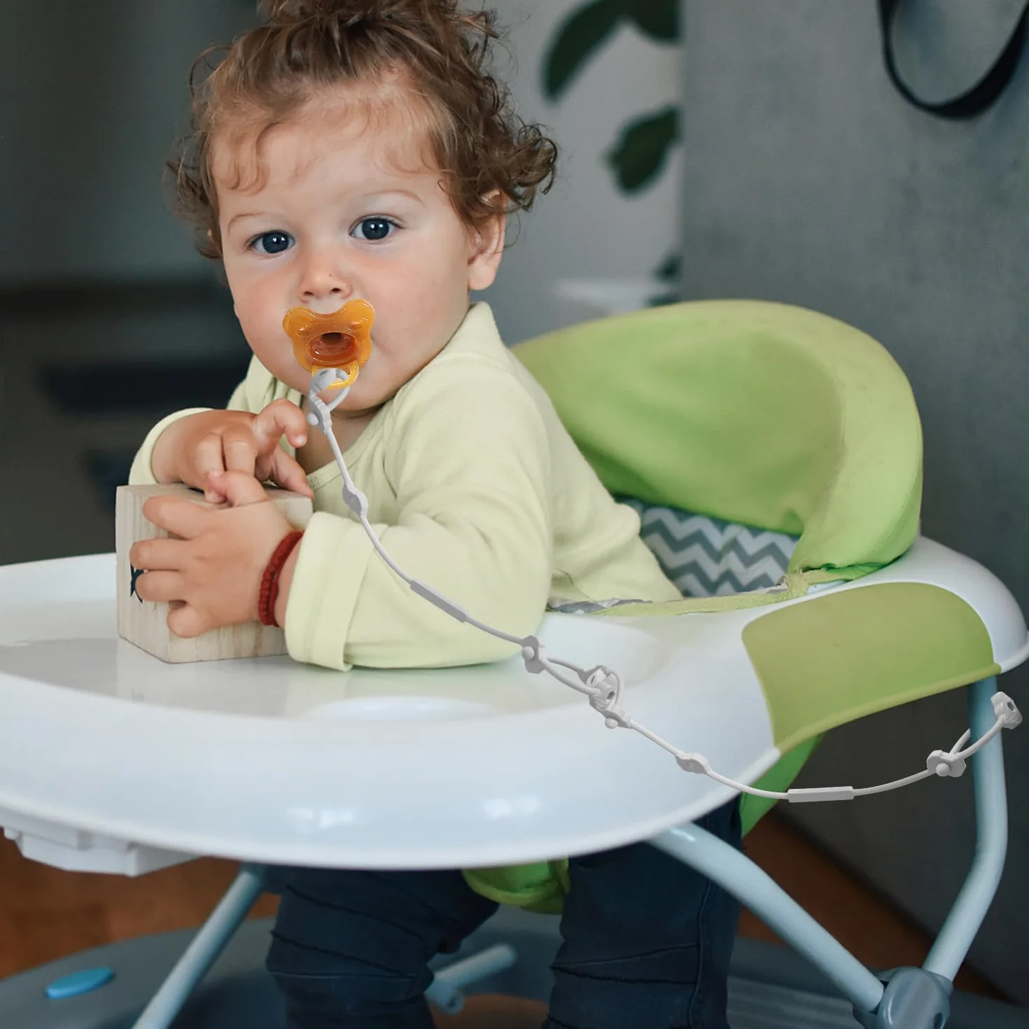Set di 4 cinture di sicurezza per giocattoli, in silicone Pacifier, per snack, con cinghie, per passeggino, seggiolone, culla, ragazzi e ragazze di 3 mesi
