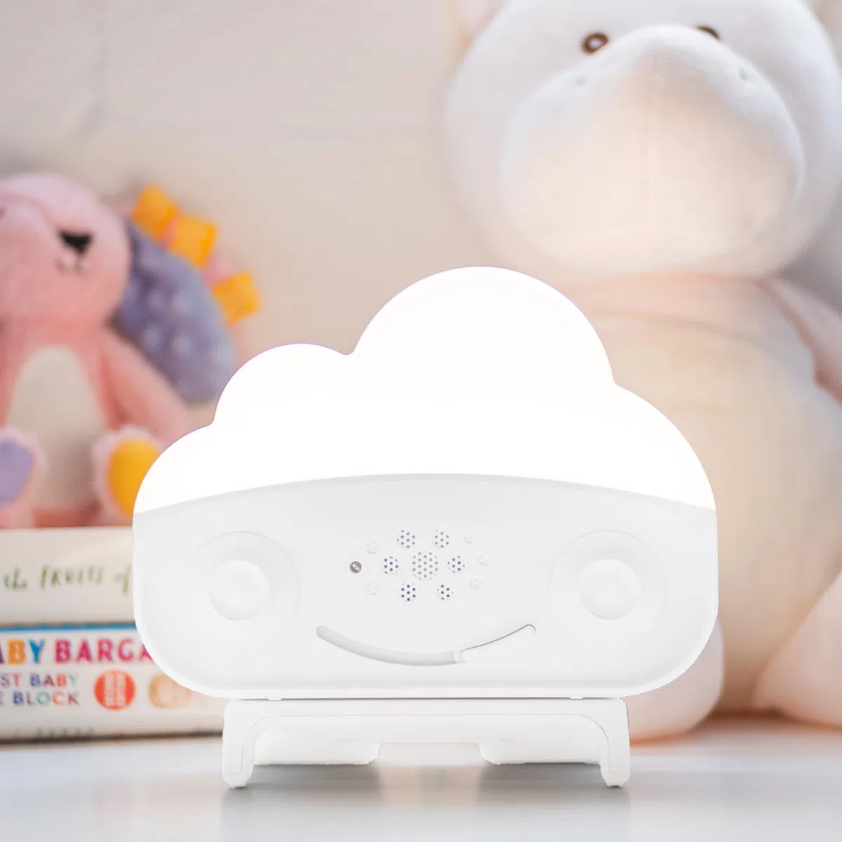Happiest Baby SNOObie Smart White Noise Machine - Macchina sonora portatile per bambini con luce notturna, 12 suoni lenitivi per l'allenamento del sonno, bianco