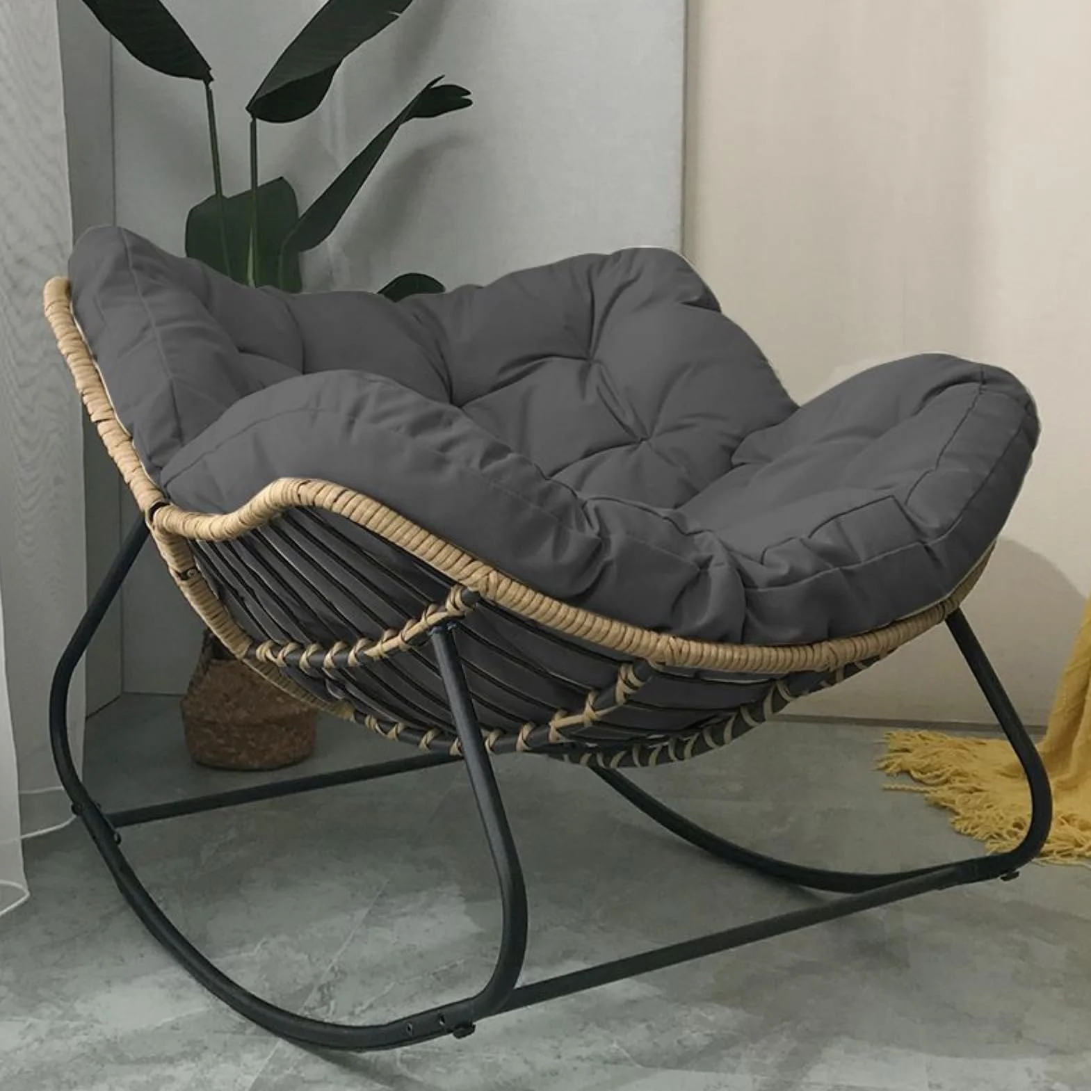 Sedia a dondolo da esterno Papasan con cuscino imbottito, oversize in rattan di vimini per interni, uovo in metallo, grandi supporti