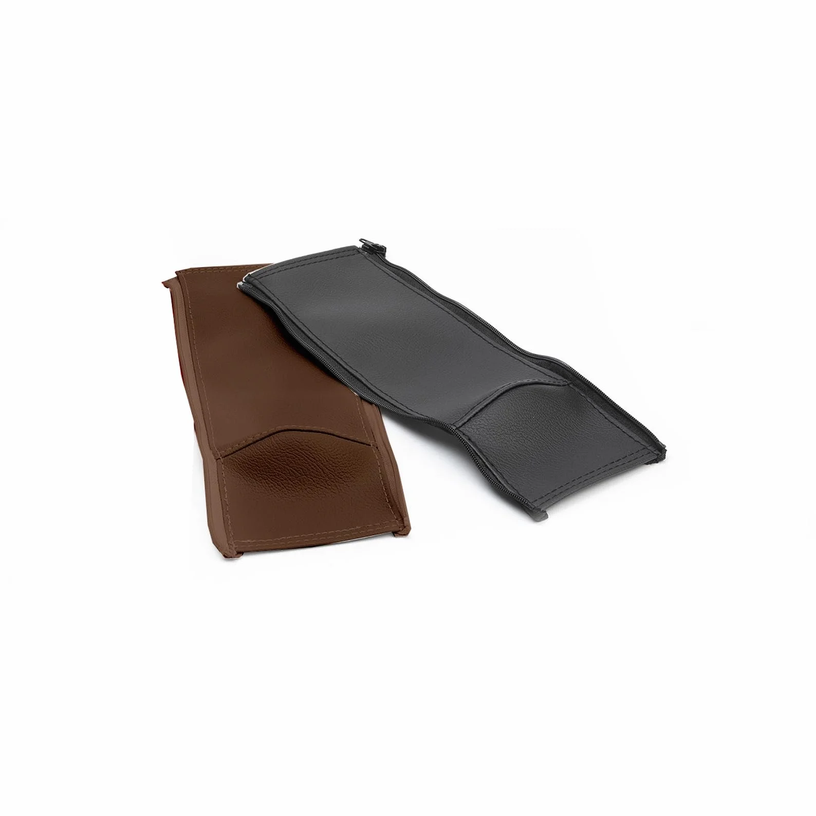 Coprimanubrio compatibile con Bugaboo Fox 1,2,3 e Dragonfly. Realizzato a mano in ecopelle di prima qualità. Resistente al sole, all'usura e allo sbiadimento. Colore nero.