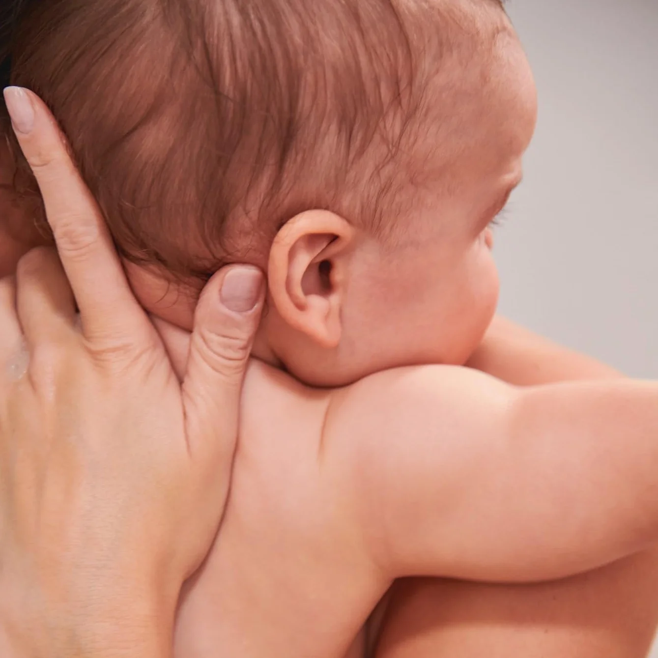 Bionike Tridem Baby - Shampoo Ultradelicato Neonato e Bambino per Pelli Sensibili, Deterge Delicatamente e Non Irrita gli Occhi, Azione Condizionante e Protettiva, Ideale per Lavaggi Frequenti, 200 ml