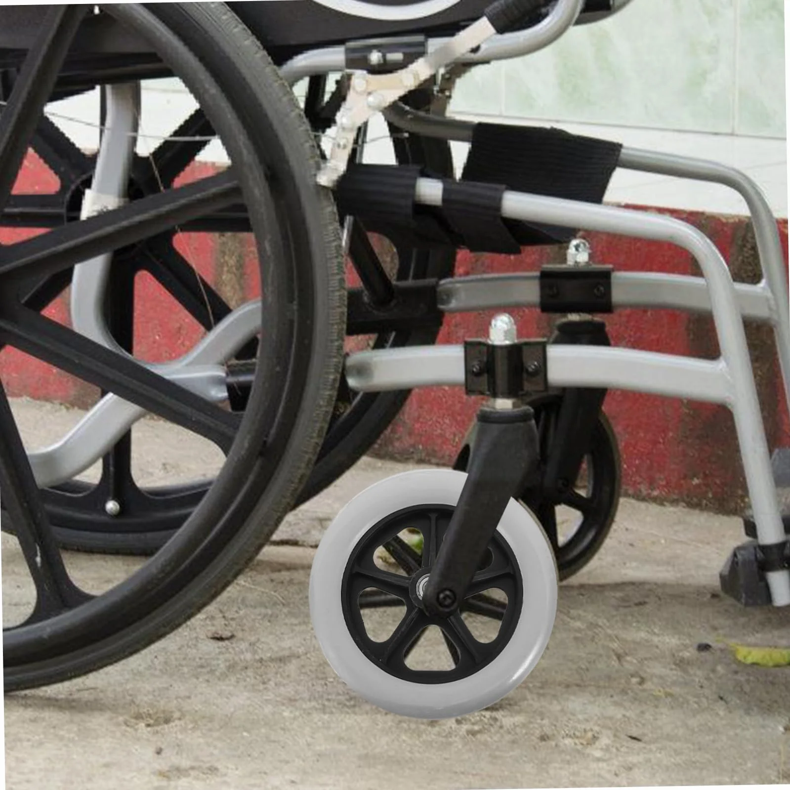 Angoily 2 Pezzi Ruote di Ricambio per Carrozzina Anteriore, Ruote in Plastico Resistenti All'usura Foro da 8mm per Carrelli e Deambulatori