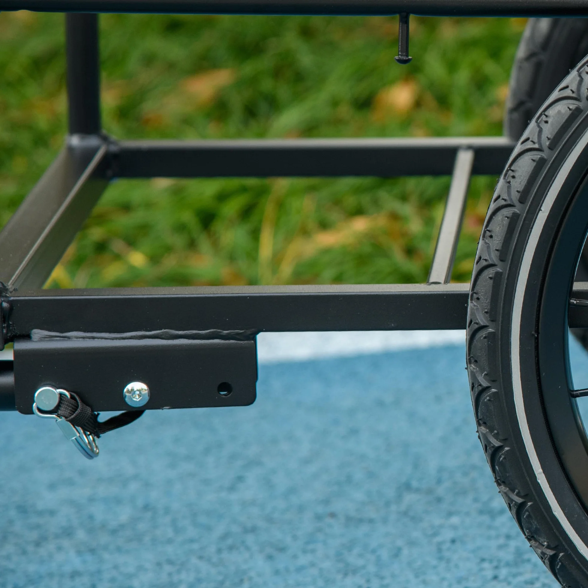 HOMCOM Rimorchio per biciclette, carrello portabici, carro per biciclette con cassetta pieghevole da 65L, grandi pneumatici e catarifrangenti sicuri, carico massimo 40KG, nero