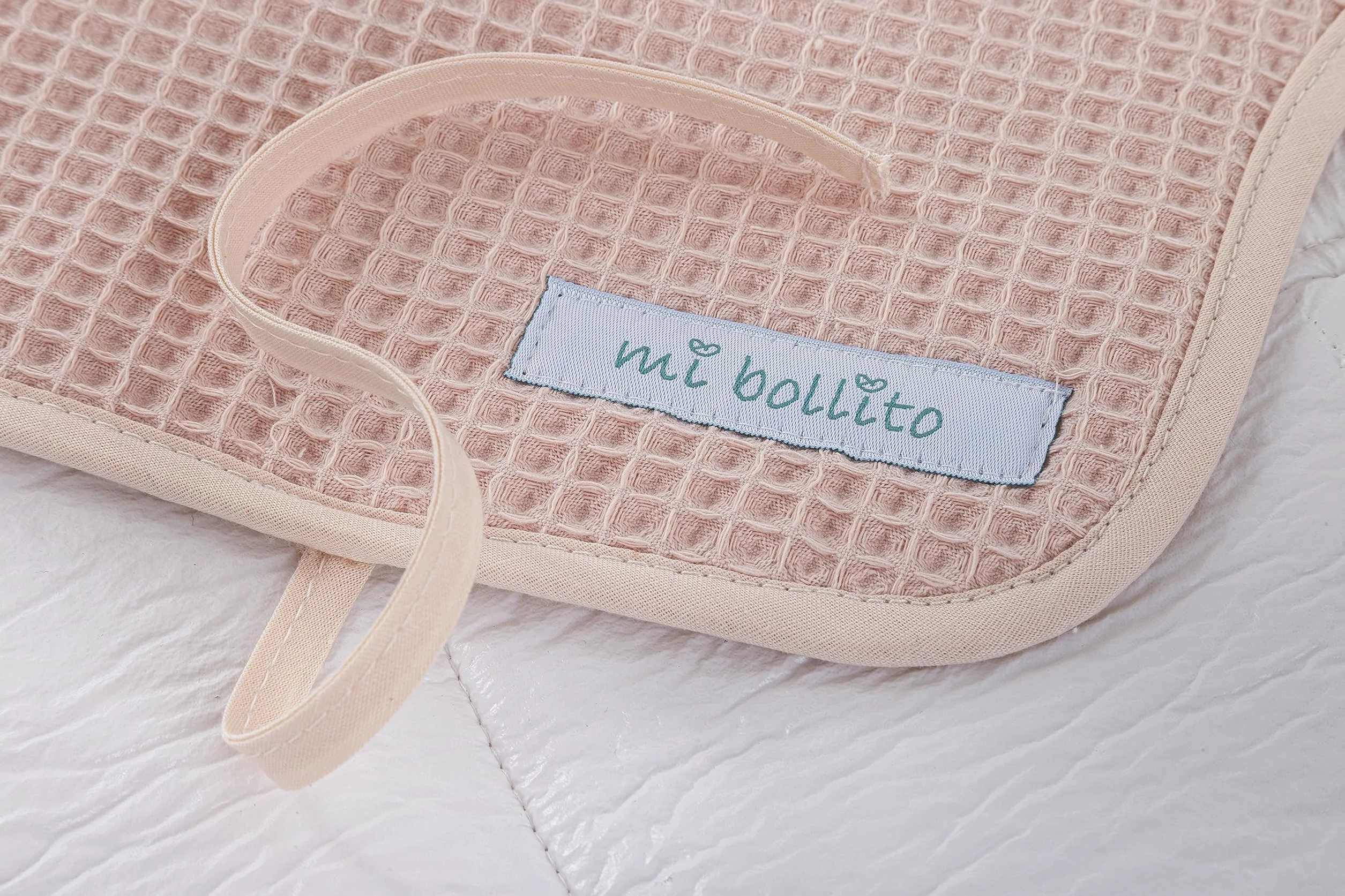 Fasciatoio per neonati portatile, pieghevole e impermeabile. Tessuto 100% in cotone gaufrato. Facile da riporre nella borsa per la maternità. Ideale come regalo per neonati. (Rosa