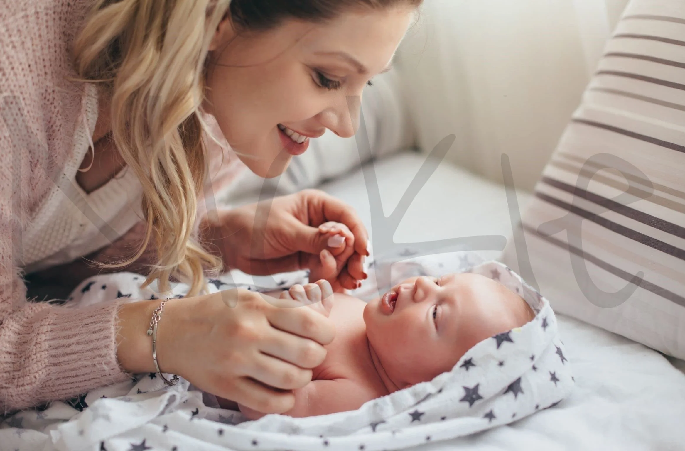 NICKIE Cornice impronte neonato - Kit impronta neonati 4 colorazioni in regalo - Quadretto impronte neonate da parete e da tavolo - Idea regalo per nascita bambino e bambina - Set impronte neonata