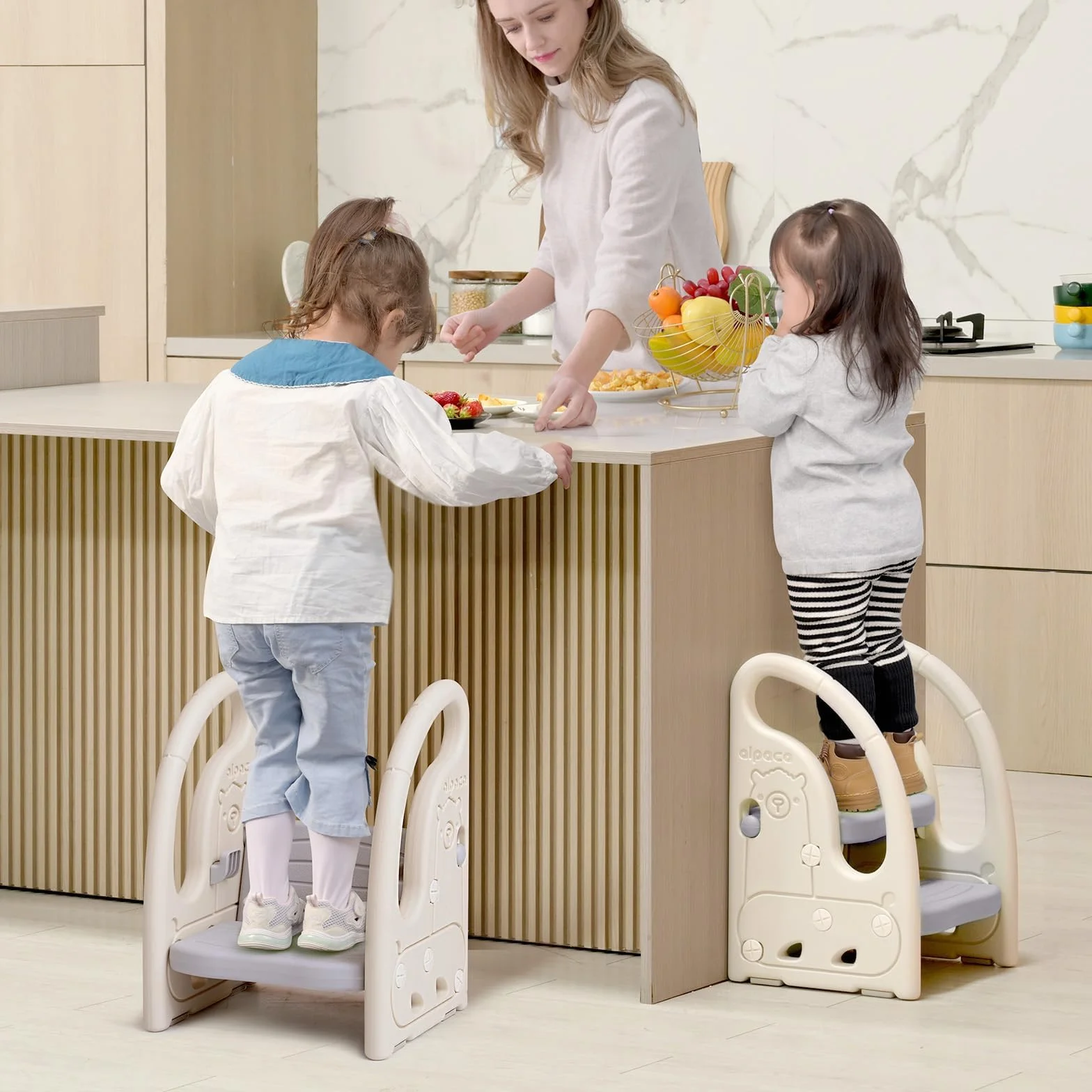 Onasti Sgabello a due gradini per bambini, Scaletta gradini, Sedile per Addestramento per WC, Multifunzione, Regolabile in Altezza, Con braccioli, Antiscivolo - Da 1.5 a 5 Anni circa