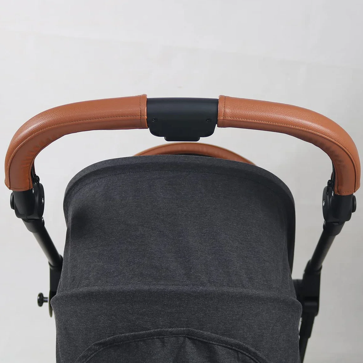 Copertura per maniglia in pelle ecologica in poliuretano, compatibile con passeggino Cybex Melio Carbon, custodia paraurti per passeggino, accessorio per passeggino (per maniglia mamma, marrone)