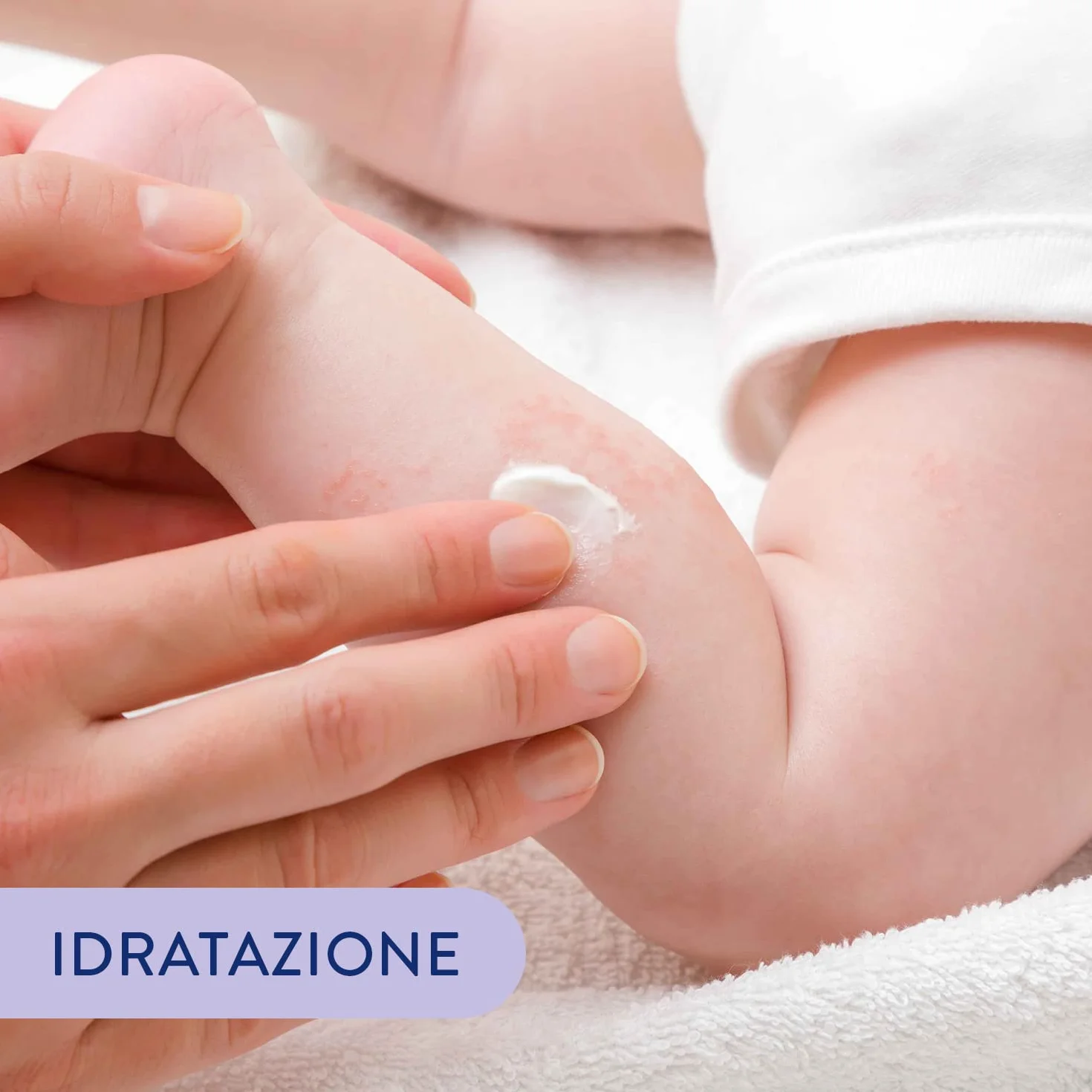 Babycoccole BABY GEL MASSAGGIO con Olio di Mandorla per Neonati e bambini. Idratante e Rilassante. Dermatologicamente Testato, Per Pelli delicate. Ingredienti Puri, Naturali di Origine Vegetale - 75ml