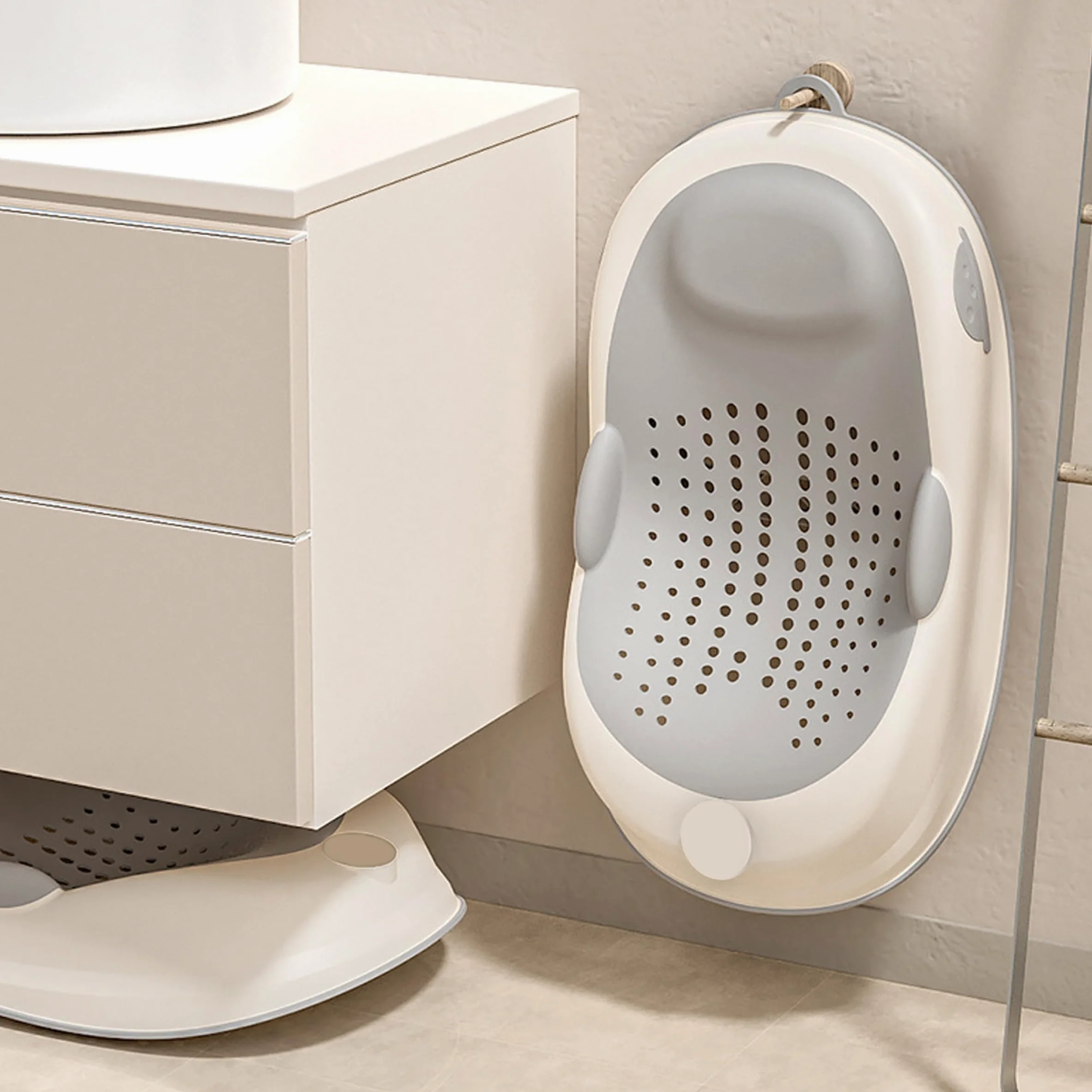 Supporto per bagnetto, seggiolino per vasca da bagno antiscivolo con supporto morbido per la colonna vertebrale e piedini pieghevoli, grigio