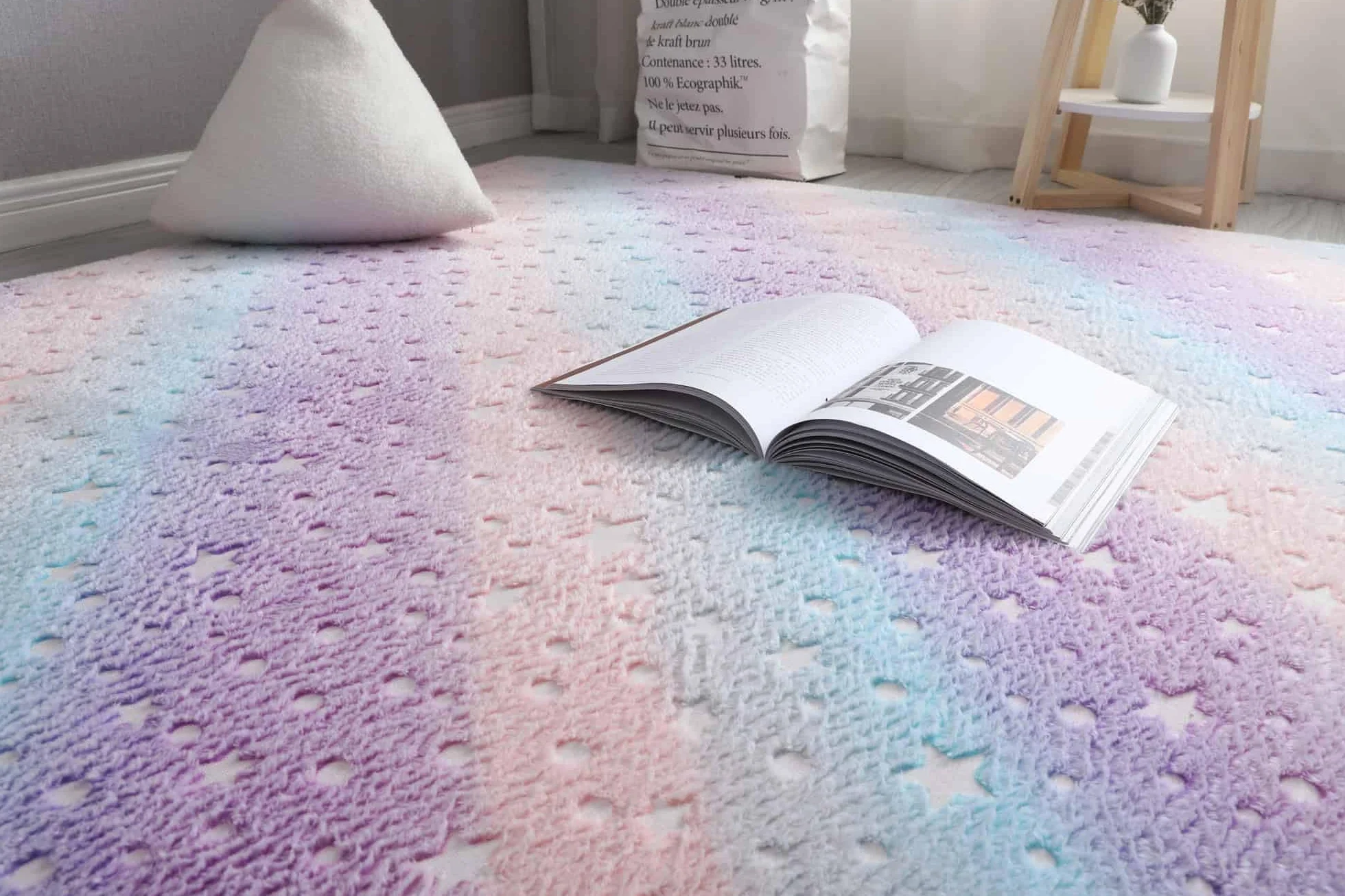 GGBOND Tappeto luminoso fosforescente con stelle arcobaleno per ragazze, corto in spugna corta e soffice, 100 x 160 cm