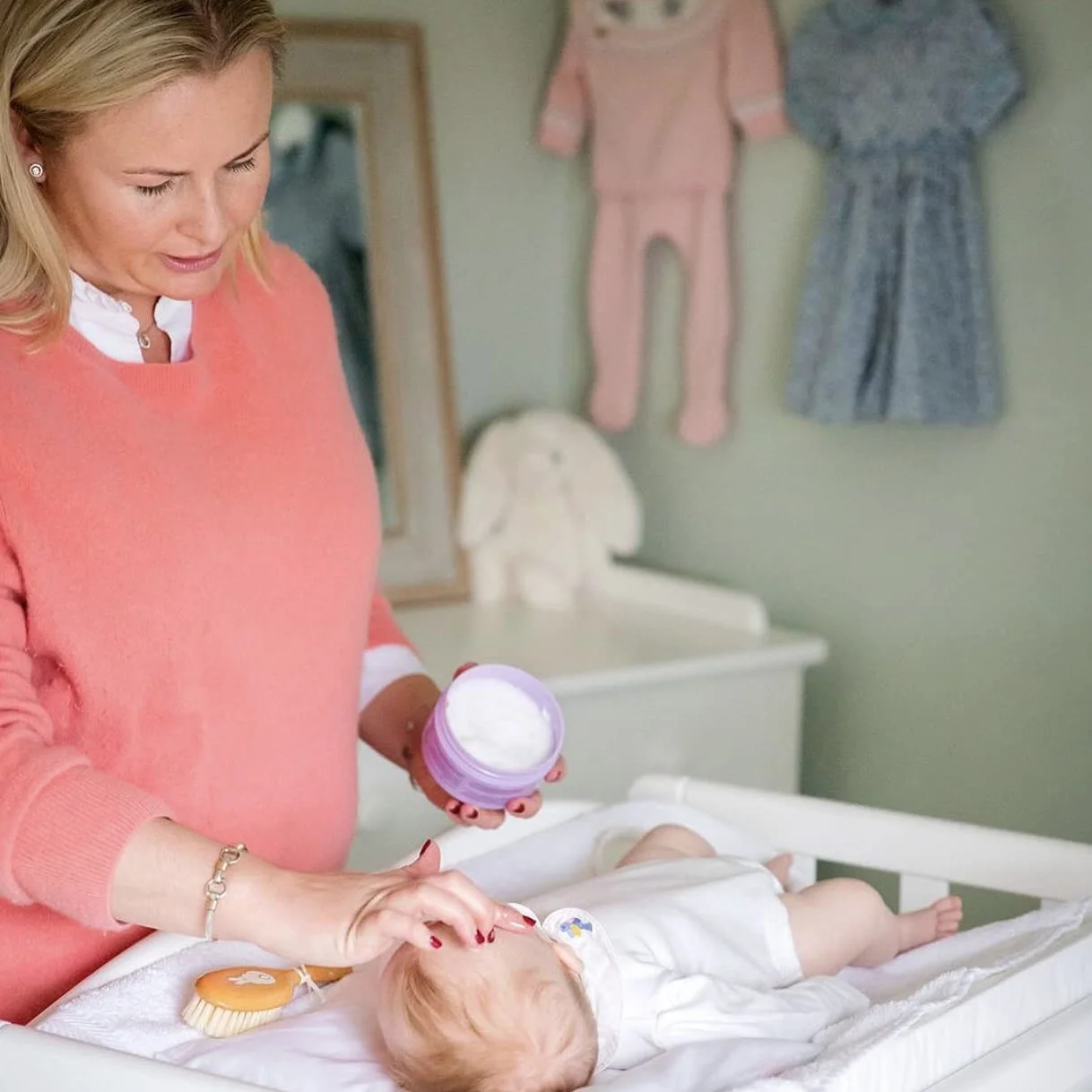 Kokoso Olio di cocco biologico per bambini – Olio idratante 100% naturale per il massaggio del bambino, pelle secca, sensibile e normale – 168g
