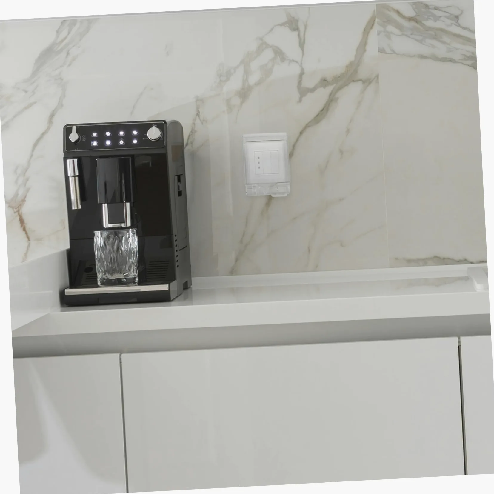 Gatuida 3pezzi Copripresa Per Ambienti Umidi Protezione Elettrica Trasparente Per Bagno e Cucina Facile Installazione e Versatile Design Antispruzzo e Sicuro Resistente