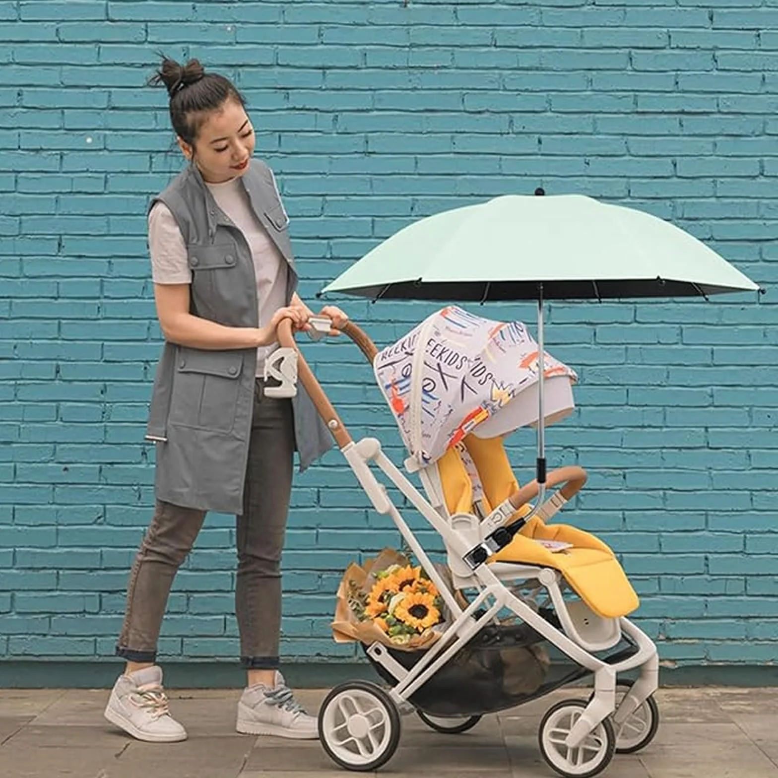 Ombrellino Universale Per Passeggino,Regolabile Parasole Passeggino,Diametro 85 cm,Protezione UV 50+,Soleggiato e Piovoso,Adatto a Passeggini Carrozzine Sedie a Rotelle (Beige)