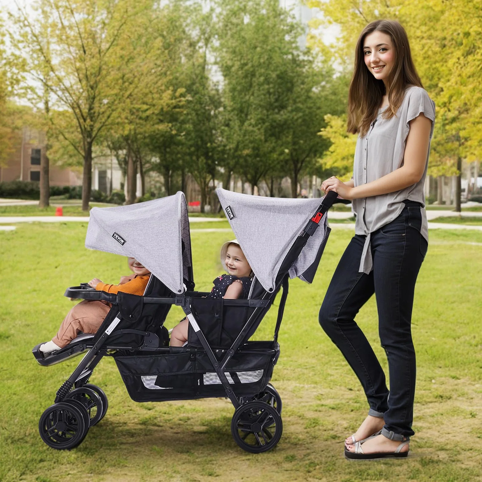 VEVOR Passeggino Doppio, Schienale/Poggiapiedi Regolabili, Passeggino Gemellare Pieghevole, Cintura di Sicurezza Avvolgente, Cestino Portaoggetti, per Neonati, Bambini Piccoli (Grigio Chiaro, Nero)