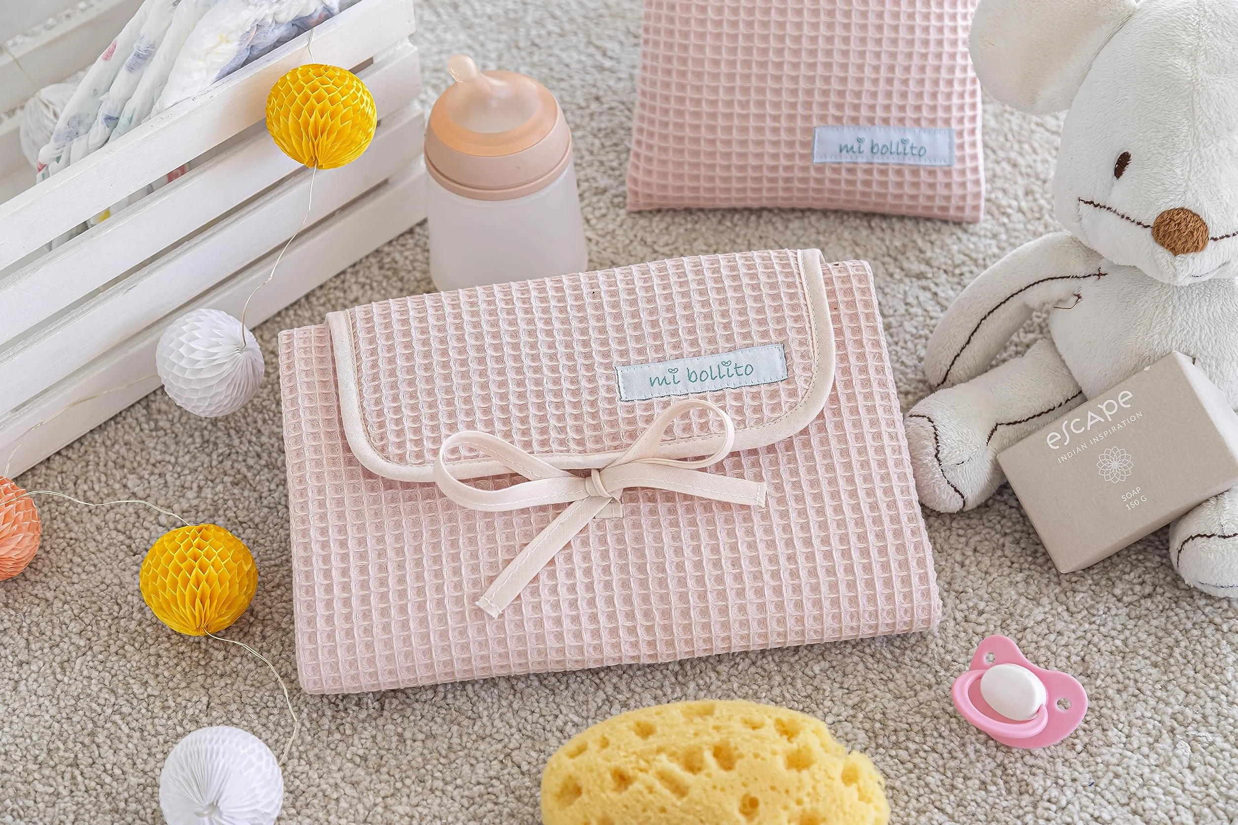 Fasciatoio per neonati portatile, pieghevole e impermeabile. Tessuto 100% in cotone gaufrato. Facile da riporre nella borsa per la maternità. Ideale come regalo per neonati. (Rosa