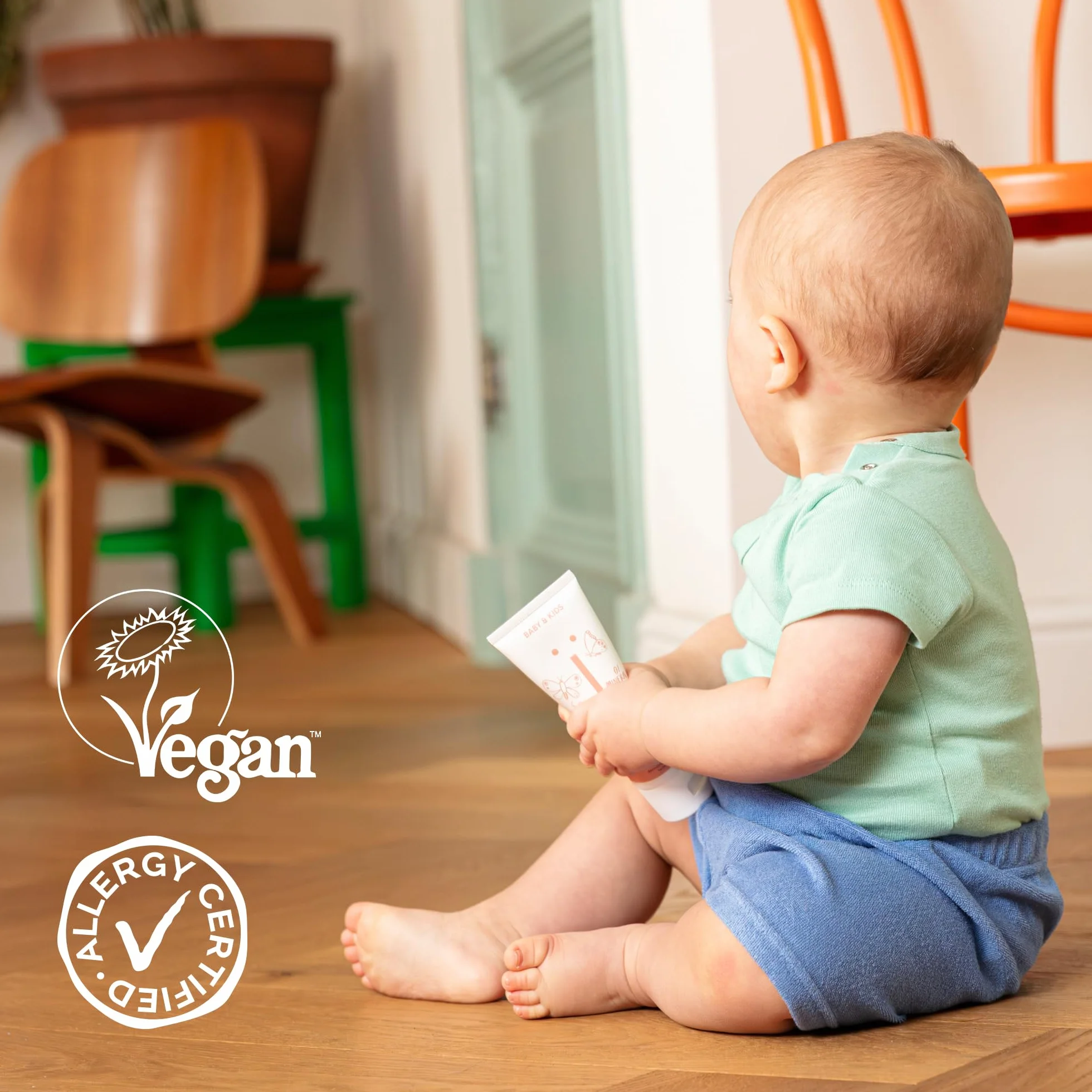 Naïf - Talco per bambini - 100% naturale a base di riso - Adatto ai neonati - 0% profumo - Dermatologicamente testato - Di origine naturale-80 g