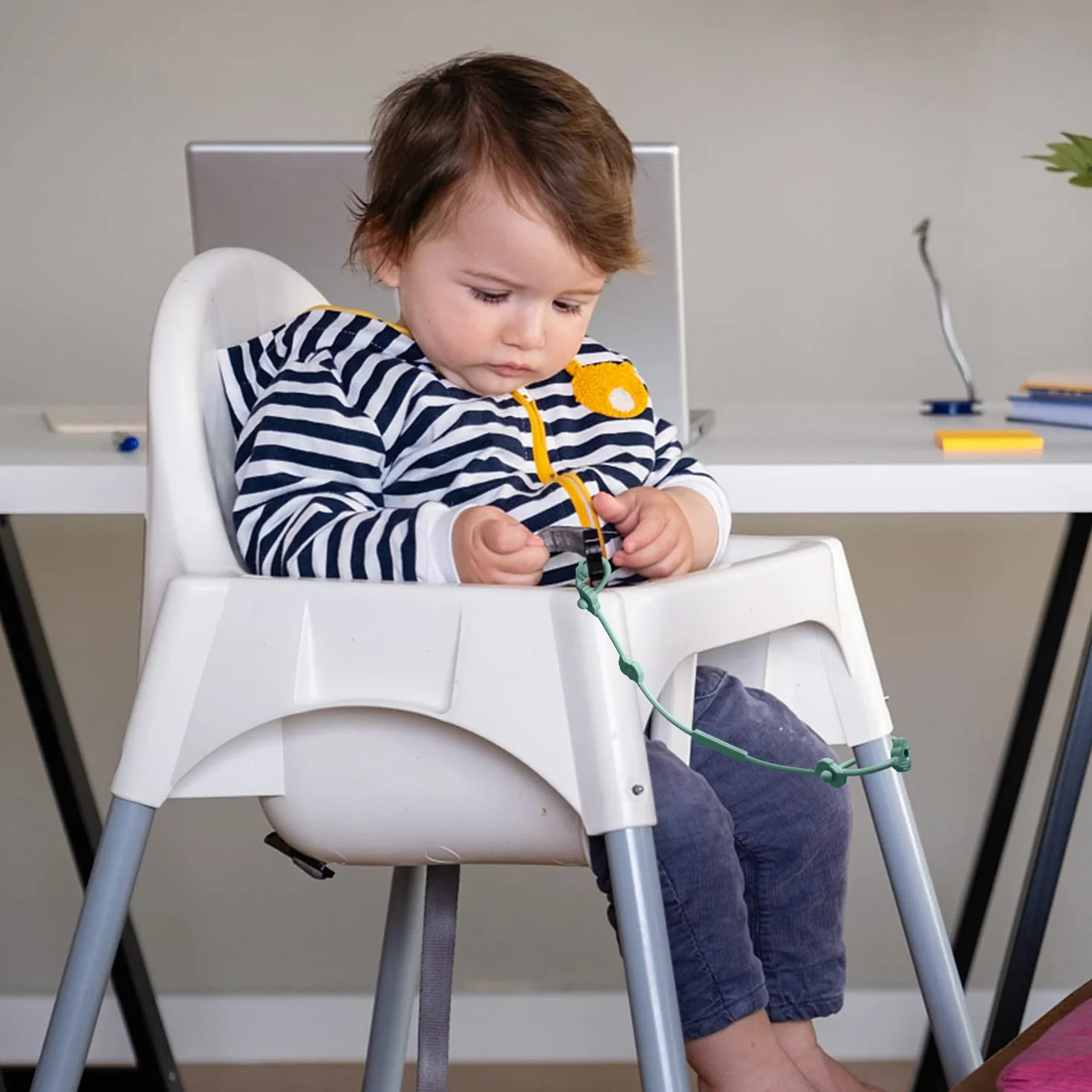 Set di 4 cinture di sicurezza per giocattoli, in silicone Pacifier, per snack, con cinghie, per passeggino, seggiolone, culla, ragazzi e ragazze di 3 mesi