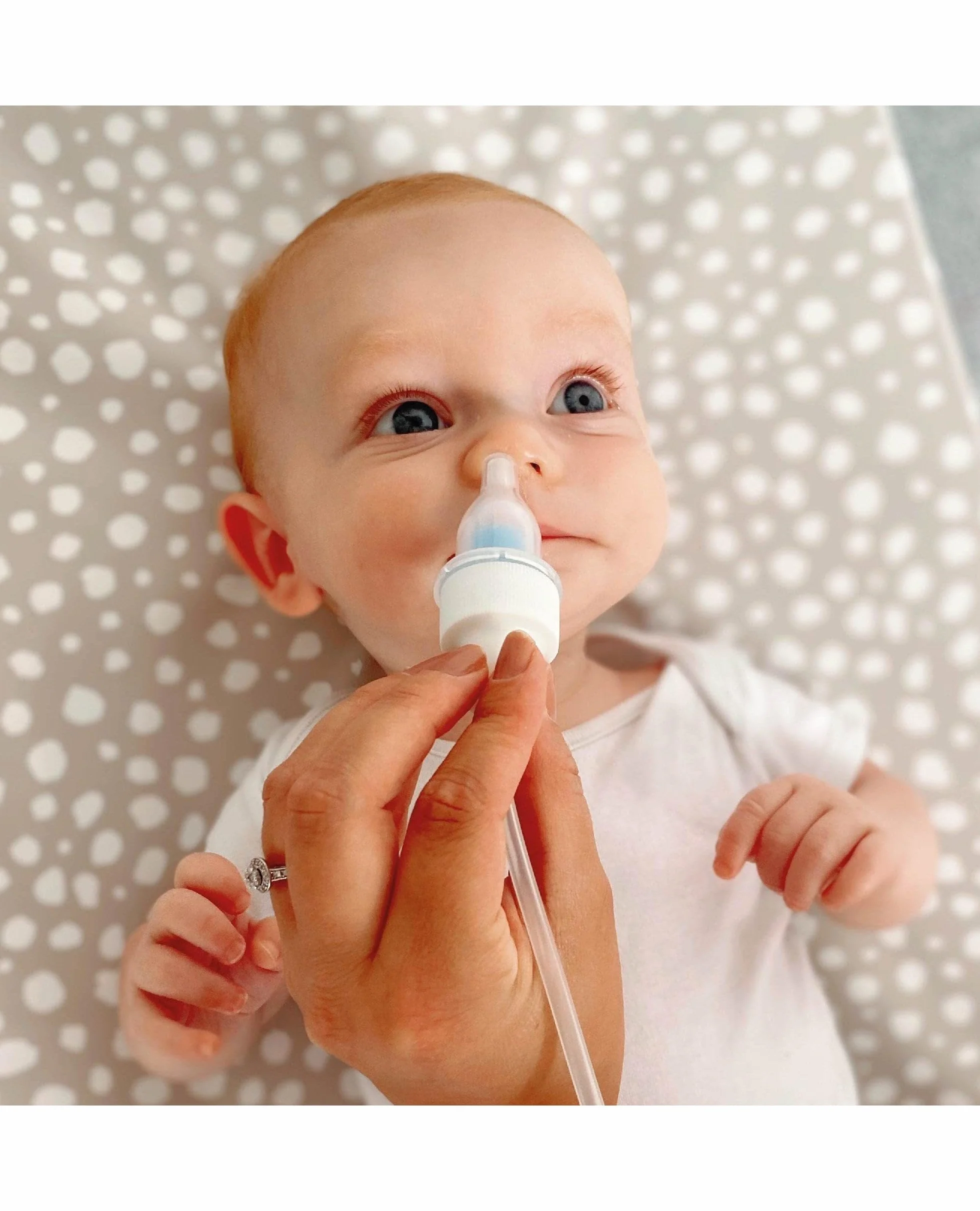 Nuby - Aspiratore Nasale per neonati e bambini - con 4 filtri lavabili e custodia da viaggio - 0mesi+