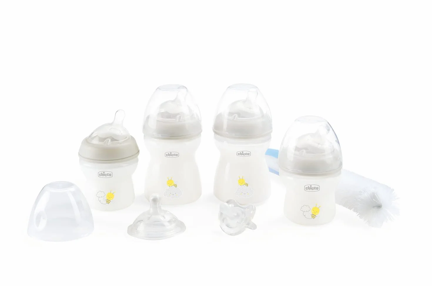 Chicco Set Biberon Natural Feeling, 4 Biberon, Tettarella In Silicone Mesi+, Scovolino e Gommotto 0 Mesi+ Trasparente, Effetto Anticolica, 150/250ml, Neutro