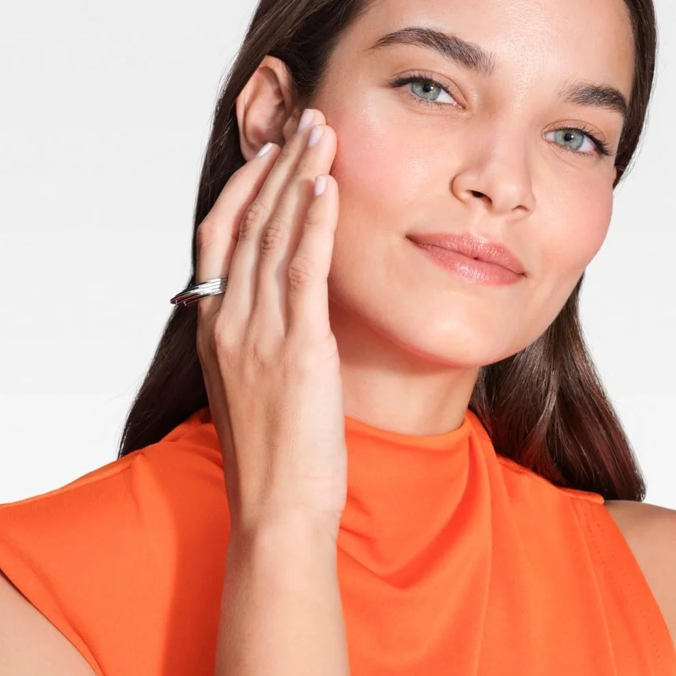 Vichy Capital Soleil, Latte Idratante Fresco SPF50+, Per Viso e Corpo, Protezione Molto Alta SPF50+ da Raggi UVA e UVB, Pelle Idratata Senza Aloni Bianchi, Con Acqua Vulcanica di Vichy, 150ml