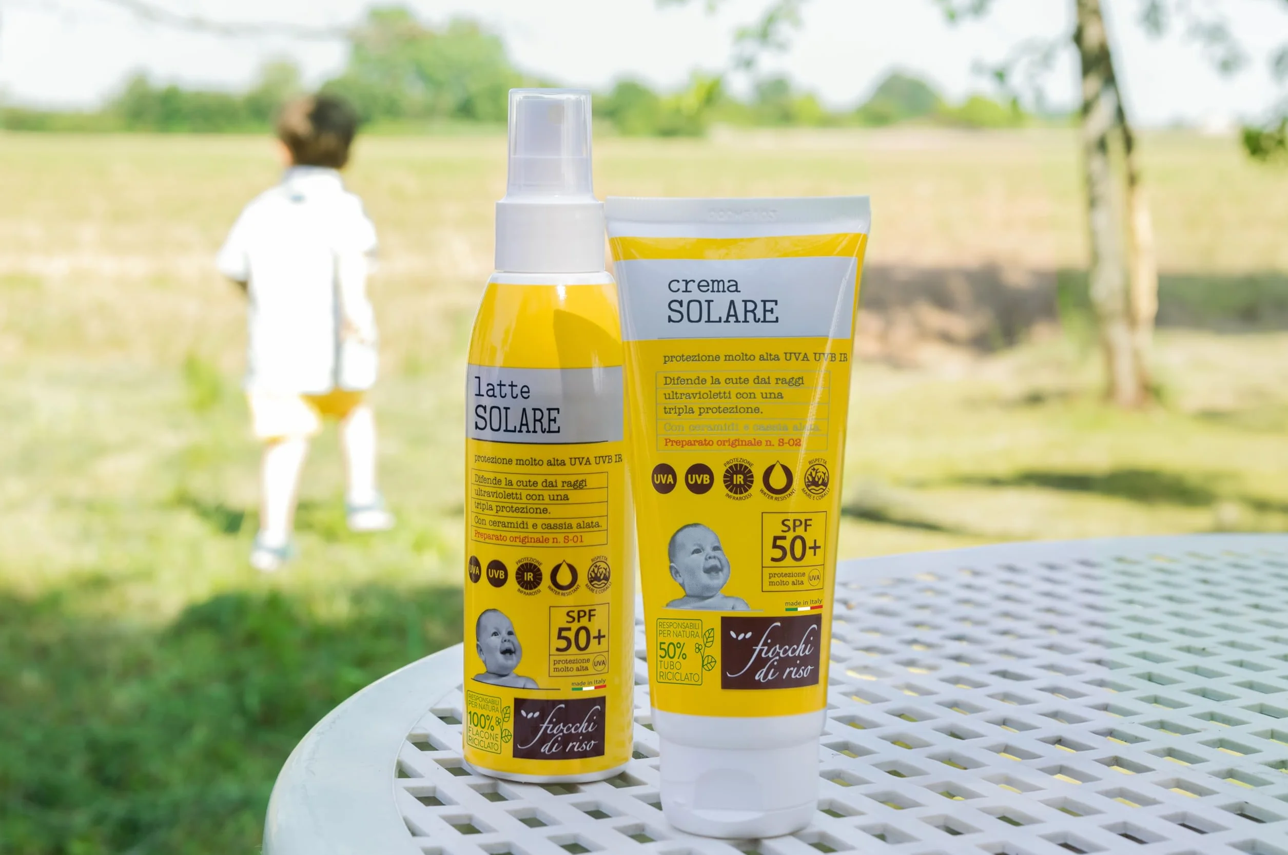Fiocchi di Riso - Latte SOLARE 50+ - 140ml - PROTEZIONE SOLARE - SPF 50+ - Ideale per difendere la cute dai raggi ultravioletti con una tripla protezione, Con ceramidi e cassia alata. Pack riciclato