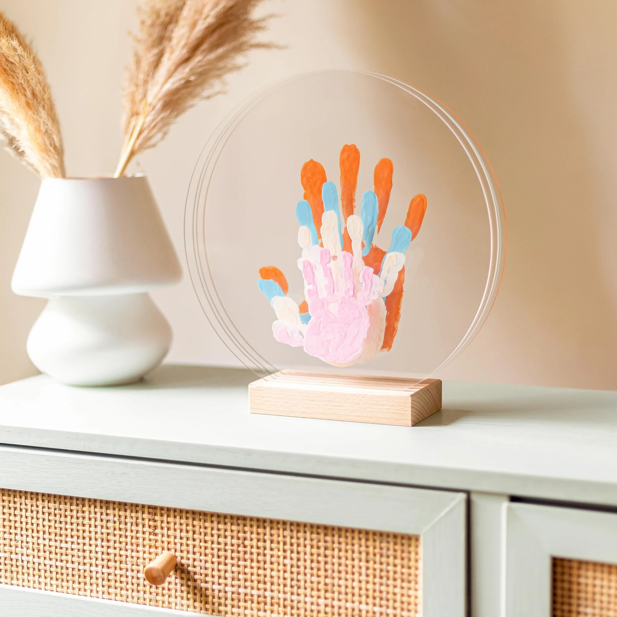 LouYou Kit Famiglia 4 Pastello - Cofanetto Regalo Nascita Bambino o Bambina - Impronta Mani e Piedi - Natale o Compleanno - Plexiglass Personalizzato - Legno Naturale