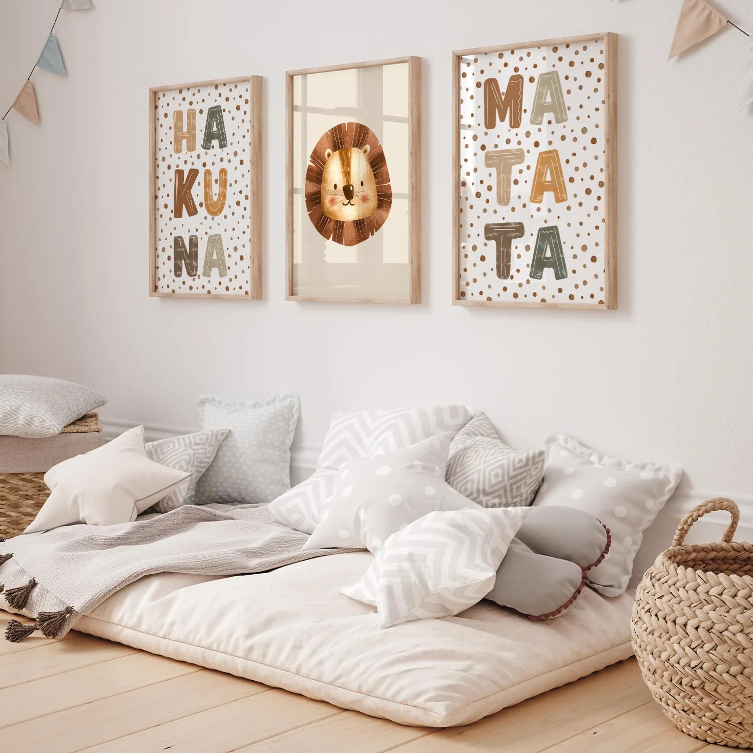 MeinBaby123® Poster per cameretta dei bambini, set da 3 pezzi, formato DIN A2, poster da parete per cameretta dei bambini, regalo per la nascita, poster da parete Premium (Hakuna Matata A2)
