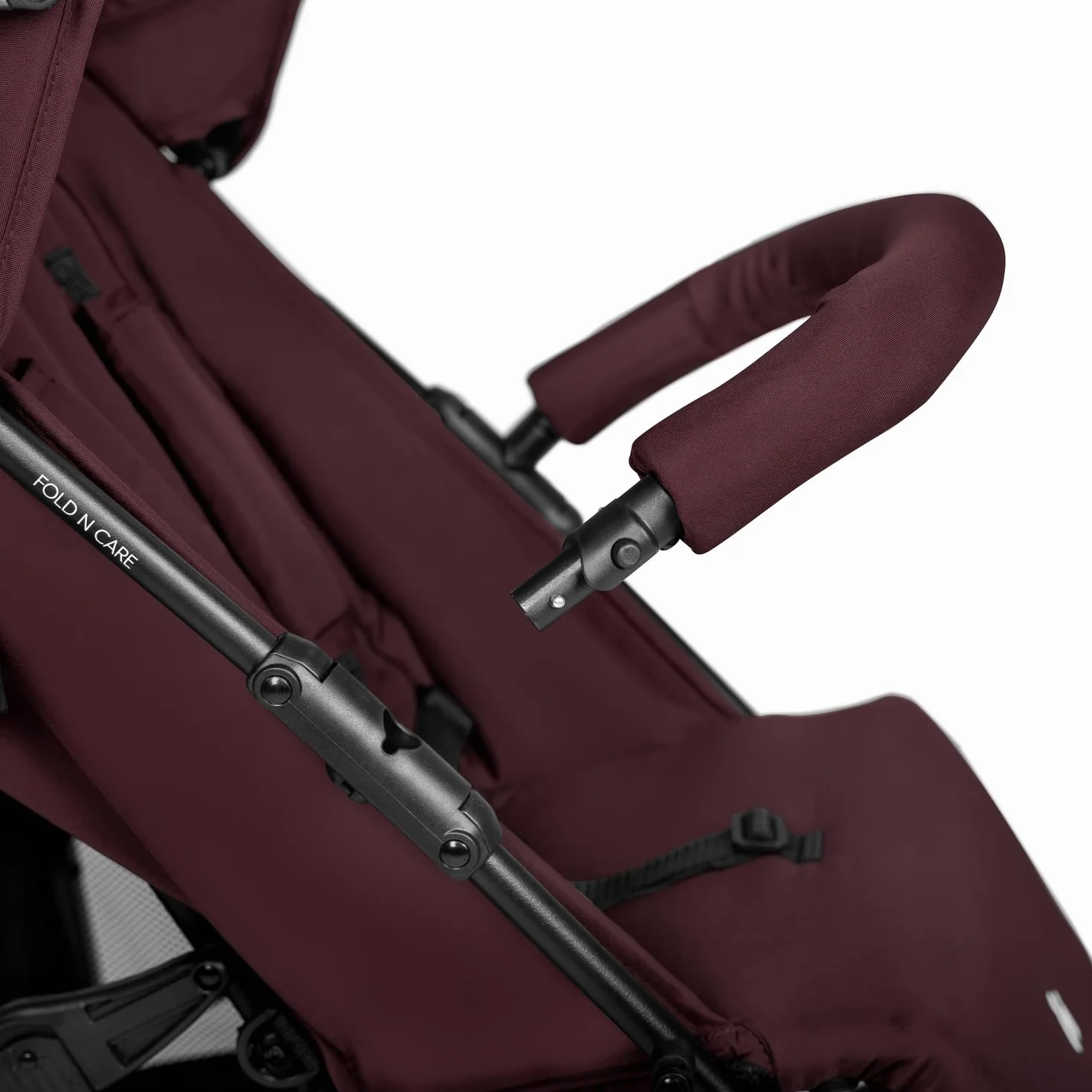hauck Fold N Care, Blackberry - Passeggino a Ombrello per Bambini da 6 Mesi fino a 22 kg, Pieghevole e Leggero (7,6 kg), Schienale Reclinabile, Cappottina UPF 50+, Cesto XL, Ruote EVA Piroettanti