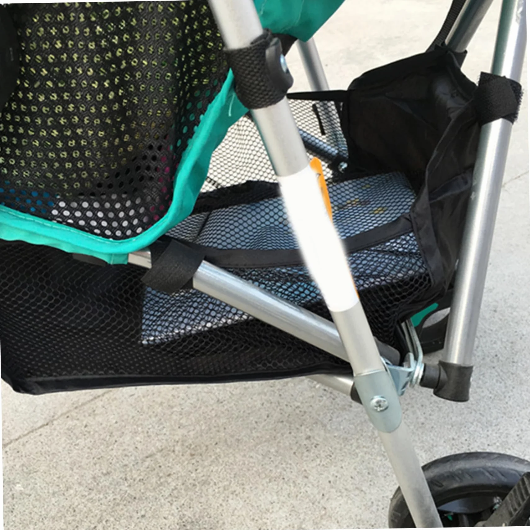 Organizer per passeggino cestino inferiore per passeggino in tessuto Oxford per trasportare pannolini giocattoli e snack accessori per passeggino