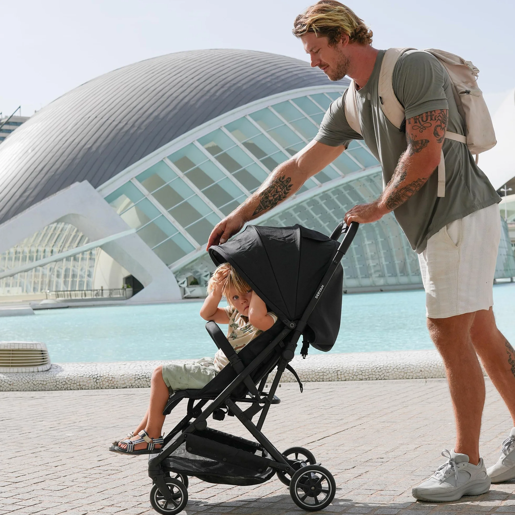 Deryan Easy, Passeggino 0+ Mesi-22 Kg, Passeggino Leggero con Chiusura Smart e Compatta, Capotte Estensibile con Trattamenti UV50+ Antipioggia, Regolabile, Poggiagambe, Nero