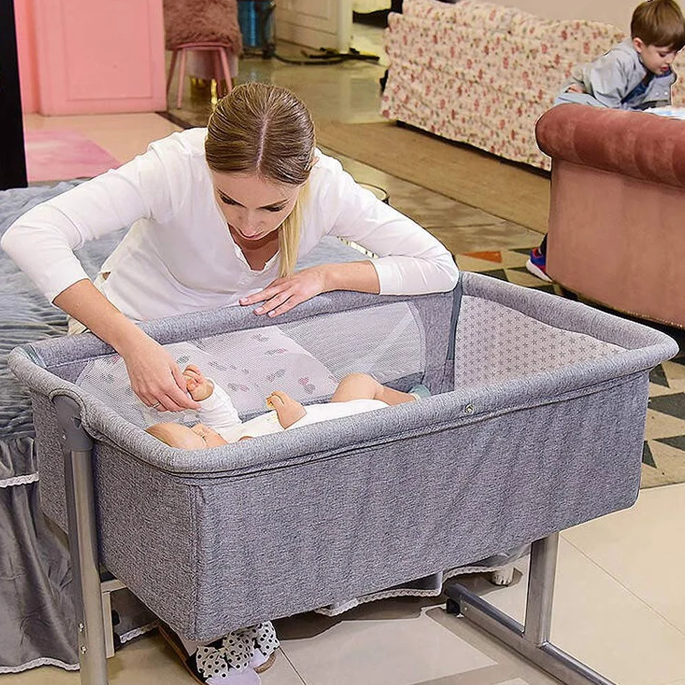 OHMG 2 in 1 Culla Co-sleeping con materasso e zanzariera,Cododo Relevable Camera Bambino Completa con Materasso e Zanzariera per Neonati da 1-36 Mesi,Culla Fianco Letto (96x57x77cm (grigio))