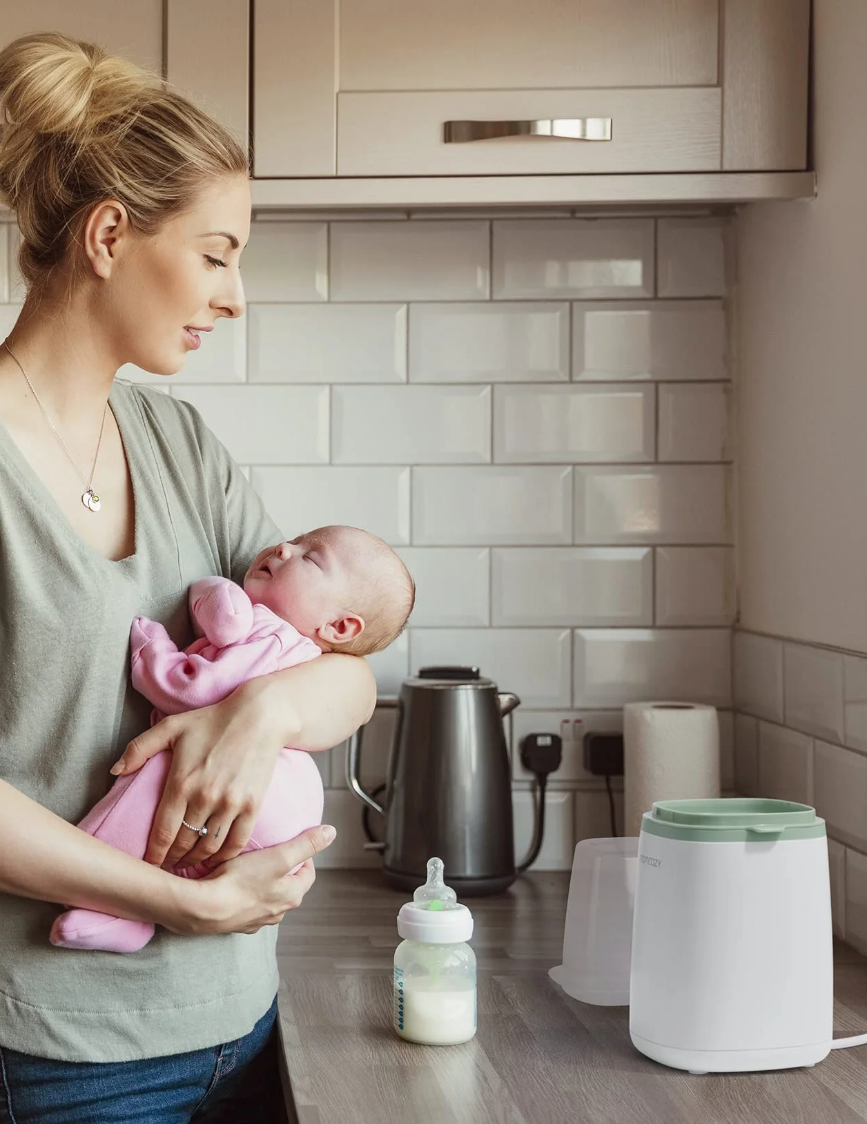 Momcozy Scaldabiberon, Scaldalatte Veloce per Neonati con Controllo Accurato della Temperatura e Spegnimento Automatico, Scaldabiberon Multifunzione per Latte Materno
