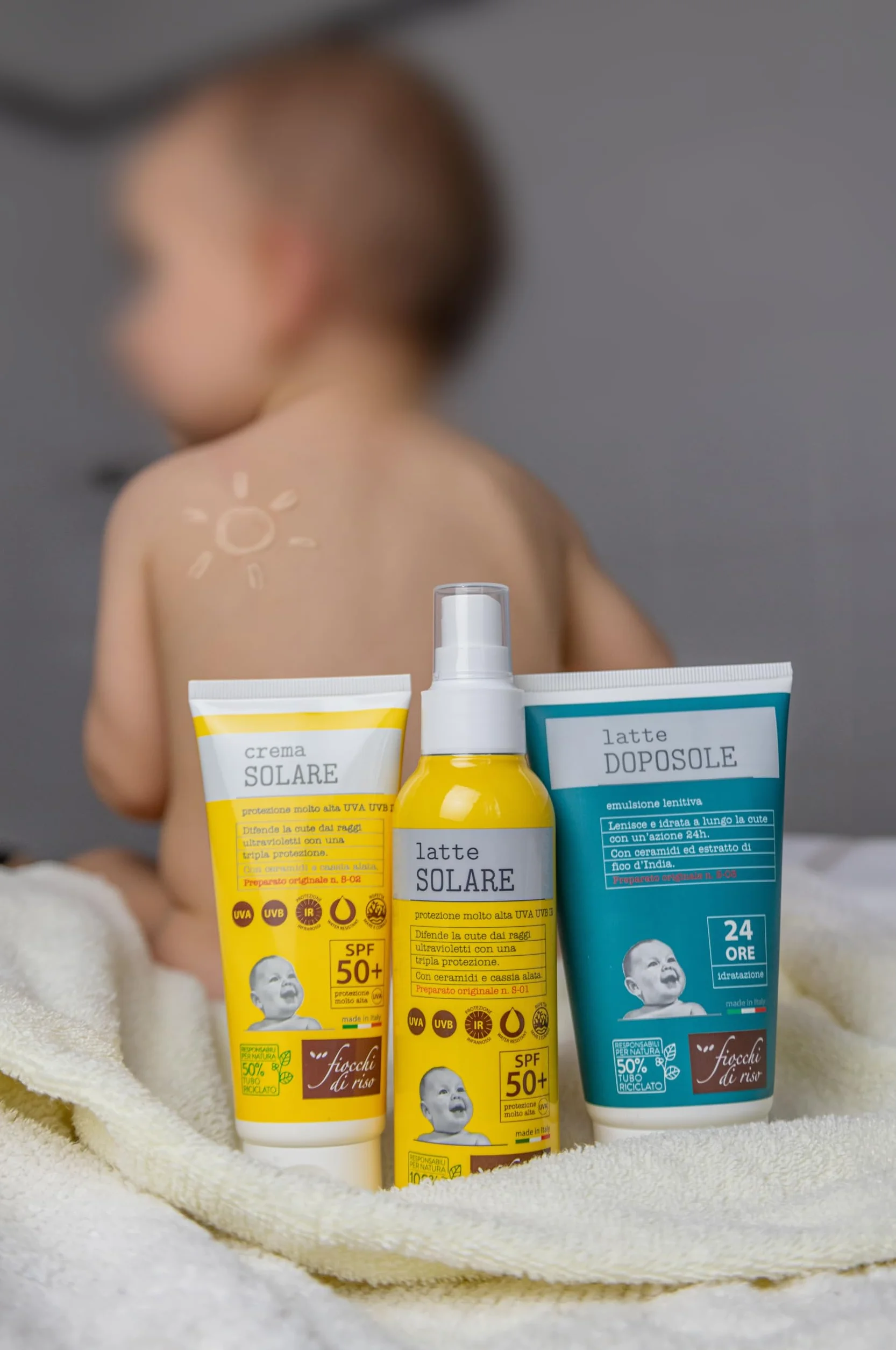 Fiocchi di Riso - Latte SOLARE 50+ - 140ml - PROTEZIONE SOLARE - SPF 50+ - Ideale per difendere la cute dai raggi ultravioletti con una tripla protezione, Con ceramidi e cassia alata. Pack riciclato