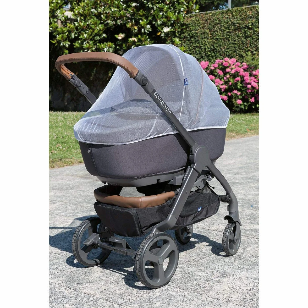 Chicco Zanzariera Universale per Navicella, Con Piccoli Fori Protegge il Bambino da Insetti e Zanzare, Ottima Circolazione Dell'Aria, con Chiusura Ermetica, Facile da Applicare, Bordo Elastico, Bianca