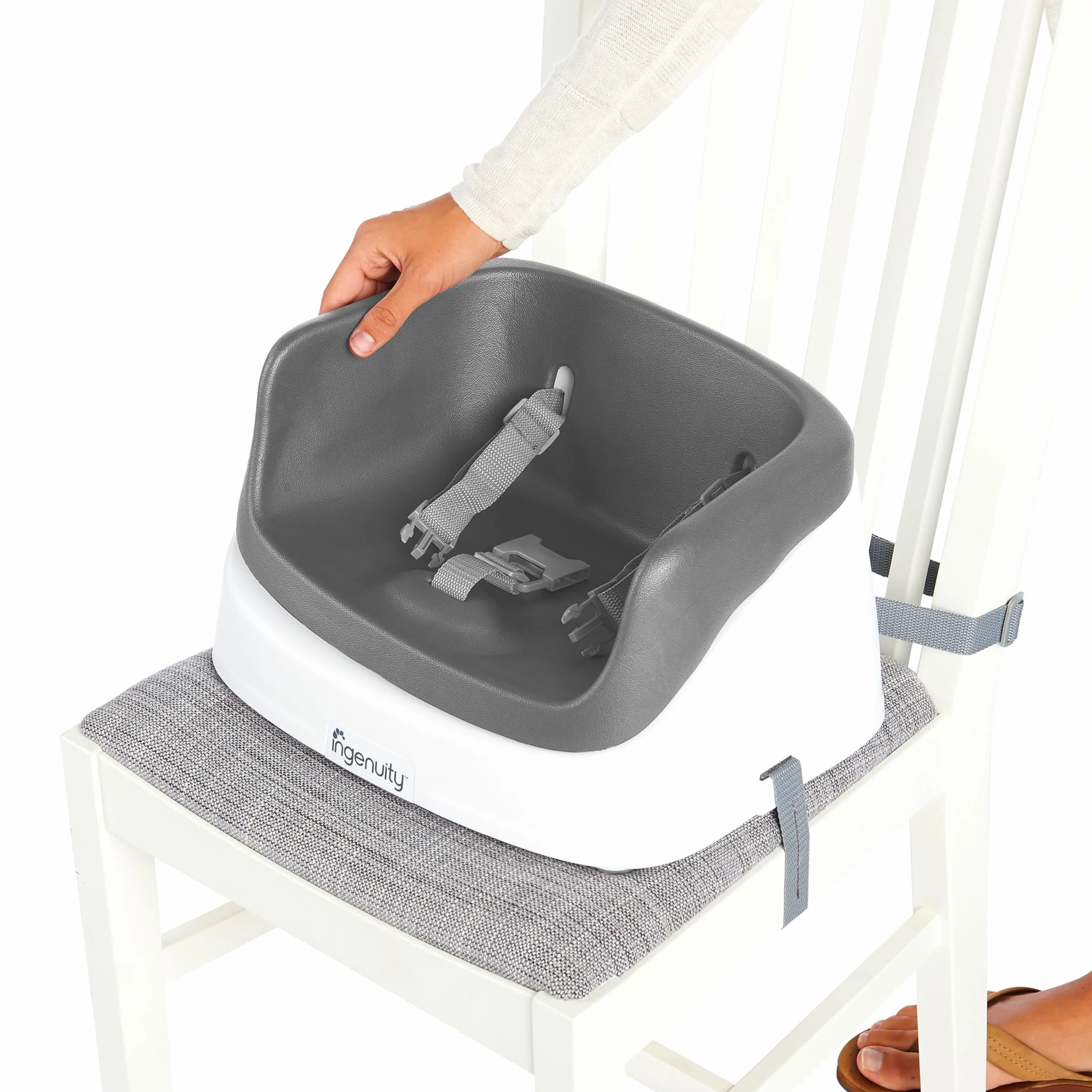 Ingenuity SmartClean Sedile di rialzo per bambini per tavolo da pranzo con cinghie di fissaggio a 3 punti, ardesia