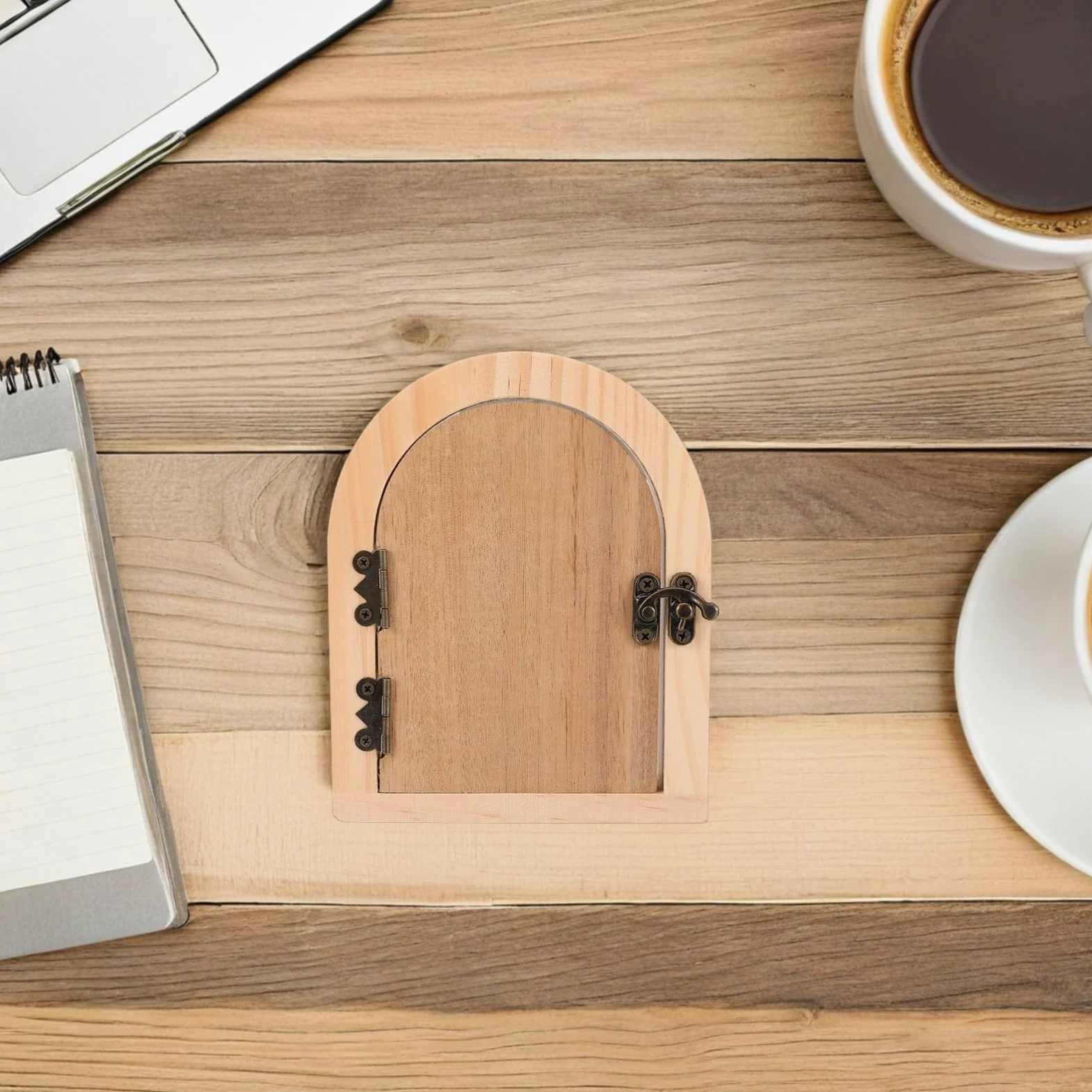 Copripresa Elettrica Porta Fiabesca in Legno 2 Pezzi Khaki | Design Nascosto Decorativo, per Superfici Murali Varie, Previene Contatto Accidentale