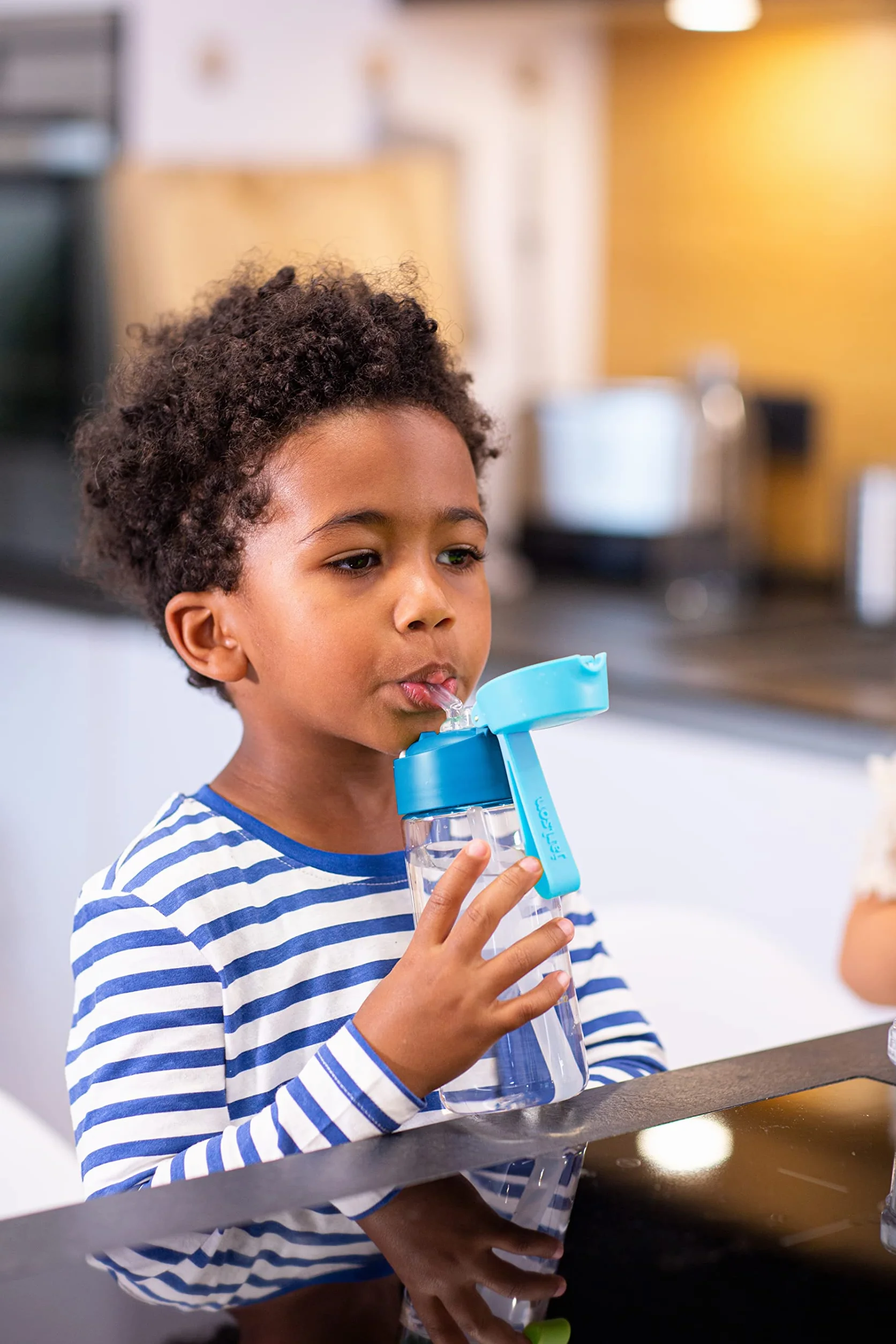 JARLSON® Borraccia Bambini EMI [500ML] - Borracce Antigoccia per Bimbi con Cannuccia - Bottiglia per Bambino e Bambina Lavabile in Lavastoviglie - Senza BPA e Ftalati - Ideale per Asilo e Scuola (Blu)