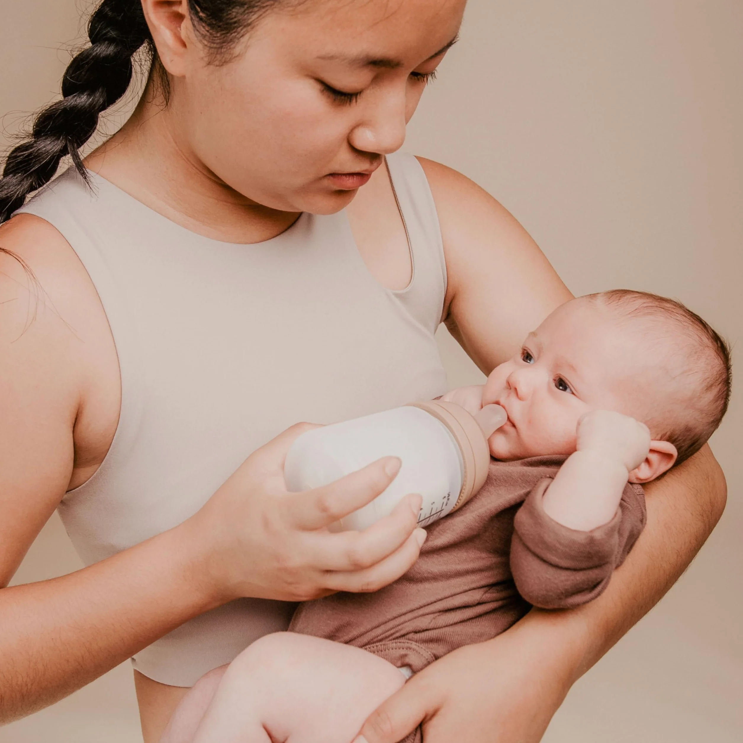 Suavinex, Confezione da 2 Tettarelle per Biberon Anti-Coliche Zero Zero, flusso Adattabile (A) Si adatta alla Forza di Suzione del Bambino, Tettarella Allattamento Misto, +0 Mesi