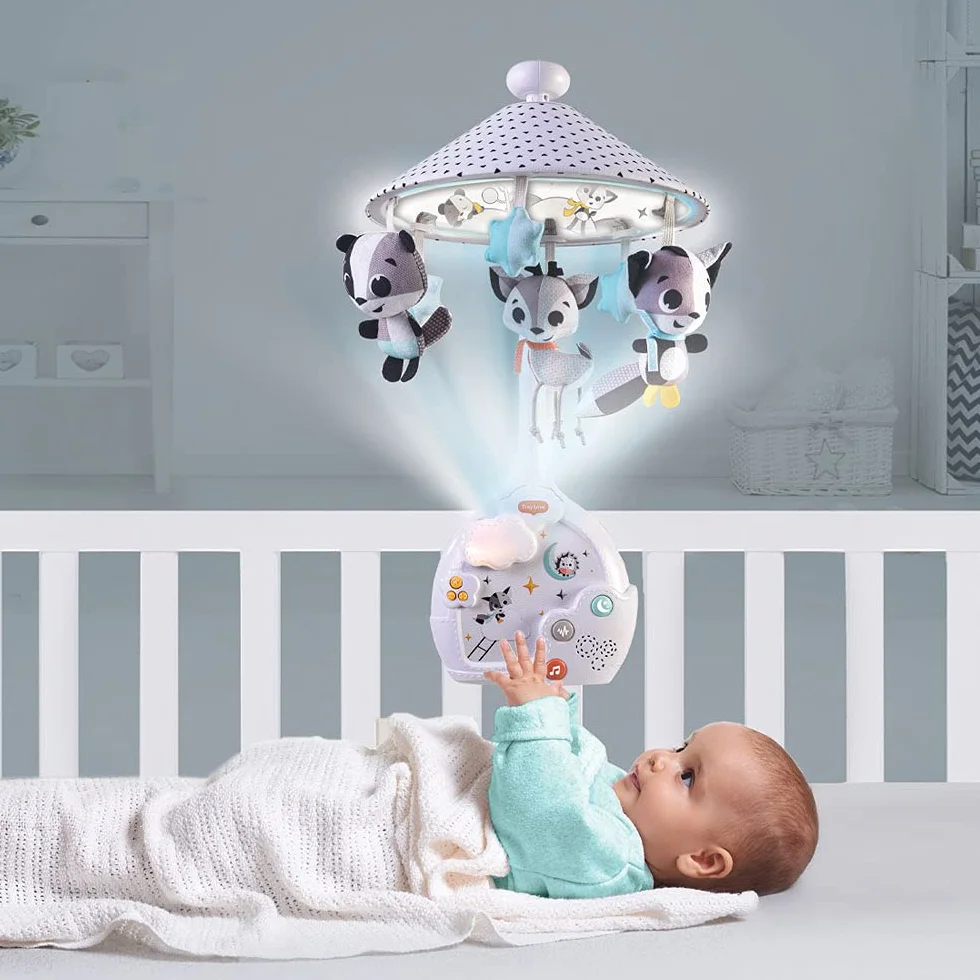 Tiny Love Magical Night Giostrina Musicale Neonato con Proiettore Stelle e Luce Notturna, Carillon Lettino con 9 Melodie per 30 minuti di musica, 0m+, collezione Magical Tales