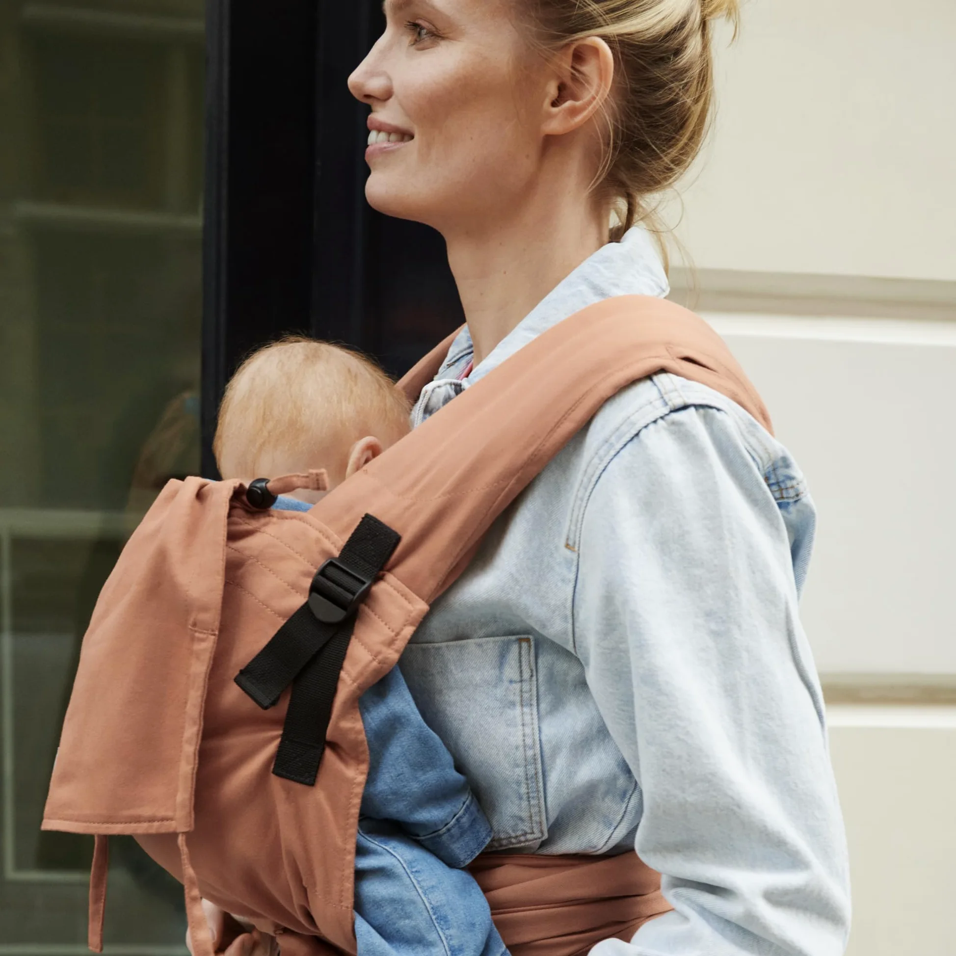 Marsupio Stokke Limas Plus, Terracotta (OCS) - Marsupio per neonati con mezza fibbia - Tre opzioni di trasporto - Sicuro per bambini da 1 mese/4 kg fino a 18 kg