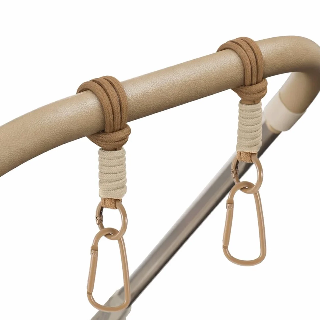 2 Ganci Passeggino - Universale Ganci per Passeggino Porta Borse - Supporto per Appendere Borse, Zaini e Borsa della Spesa, Antiscivolo, Cuciture Forti - Marrone Caffè